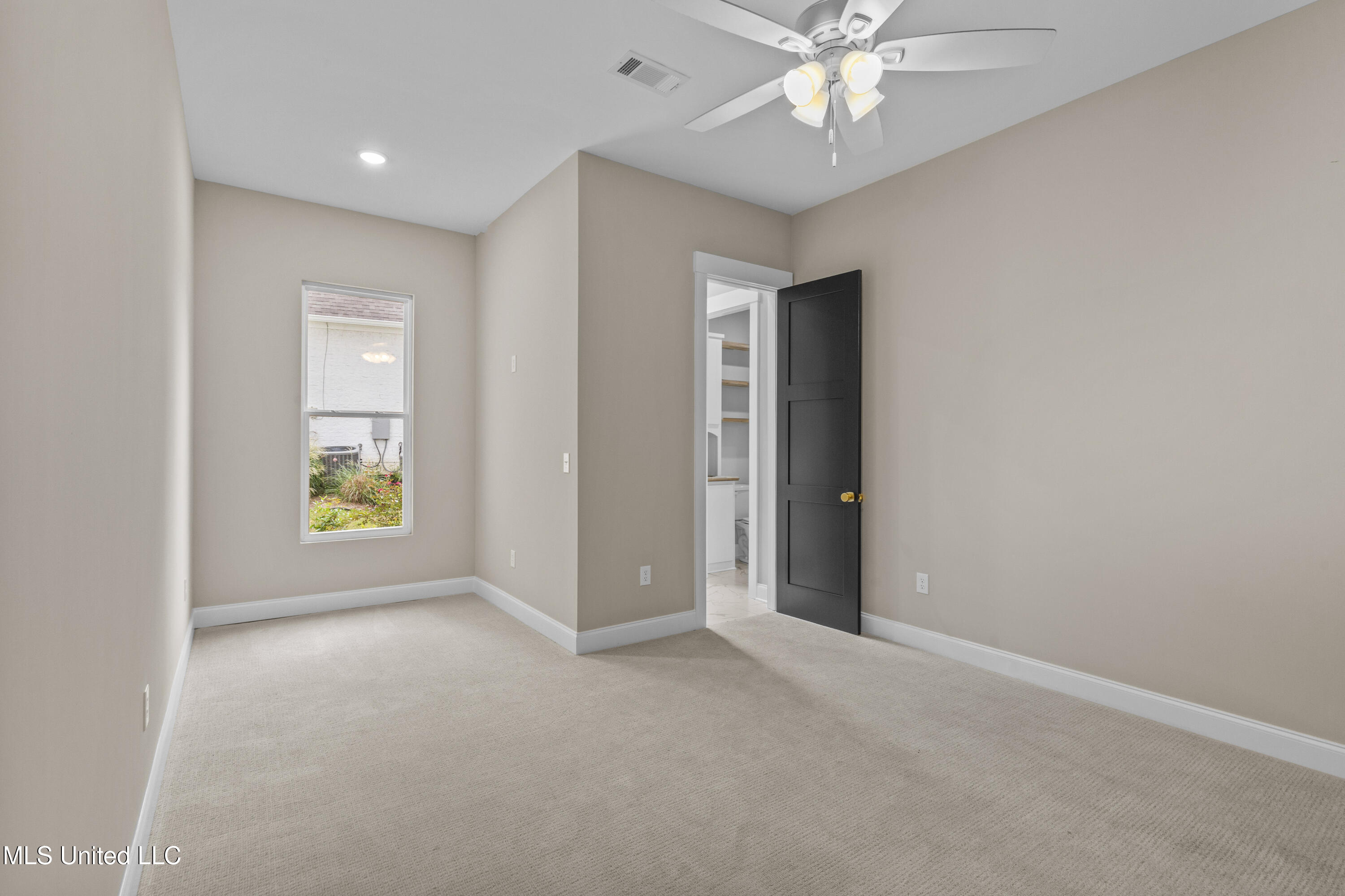 104 Westlake Circle West Property Photo 60