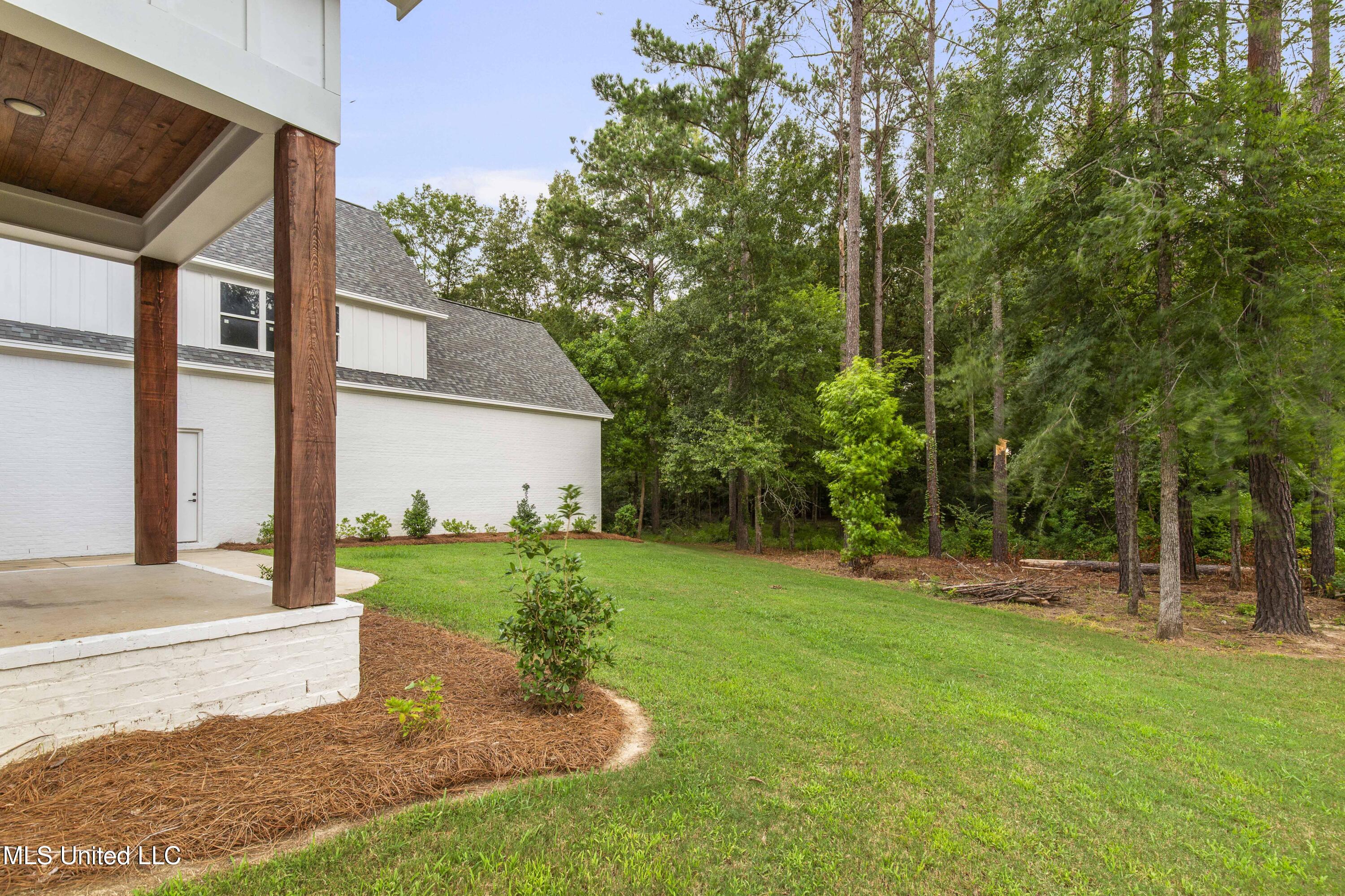 104 Westlake Circle West Property Photo 67