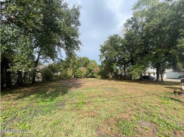 1822 E Pass Road Property Photo 1