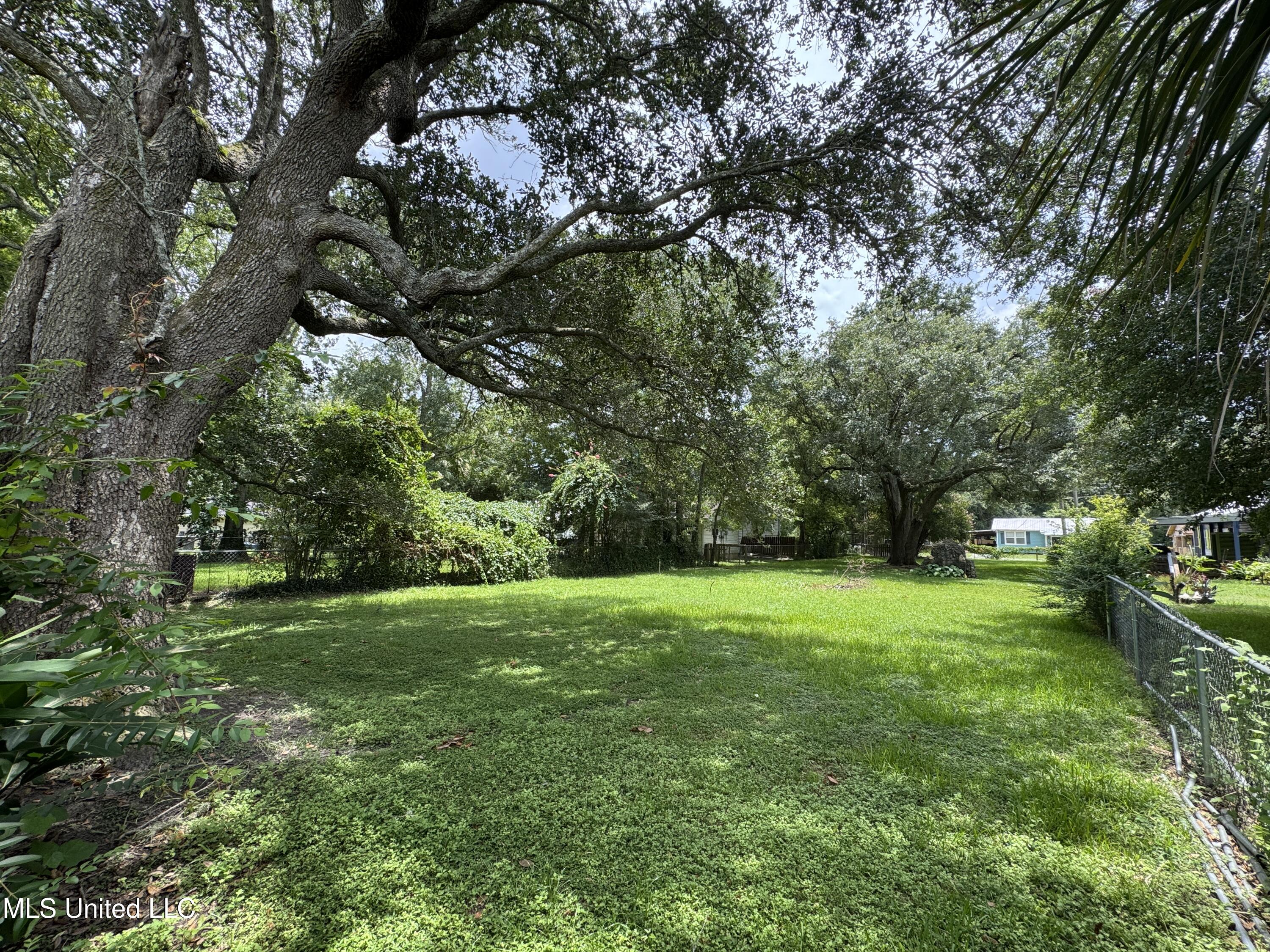 311 Ballentine Street Property Photo 4