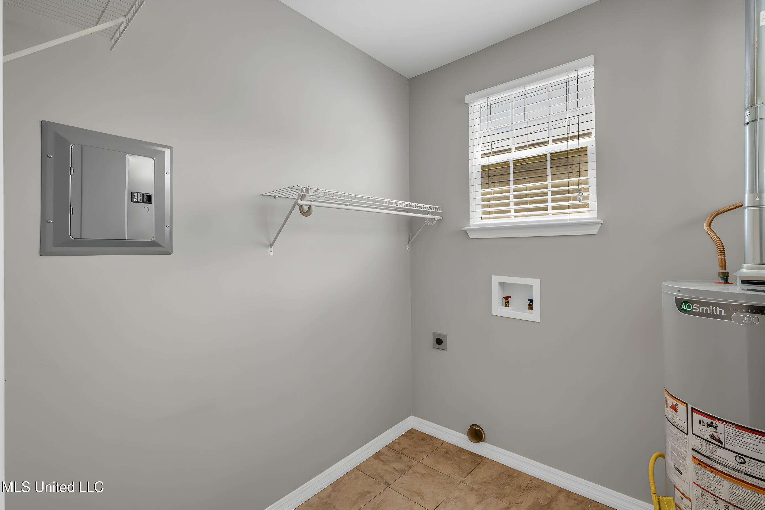 547 Howard Avenue Property Photo 17