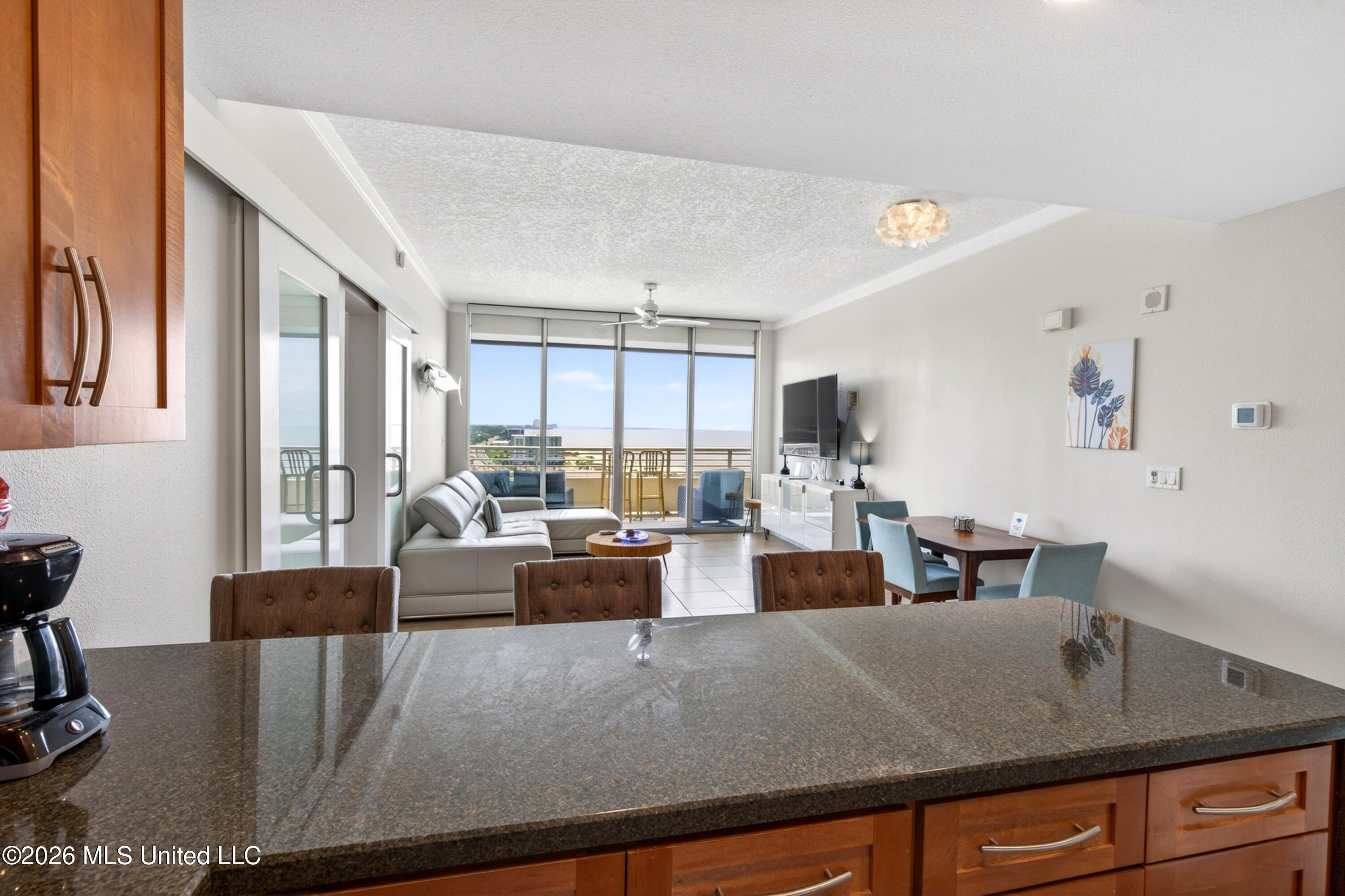 2060 Beach Boulevard Property Photo 18