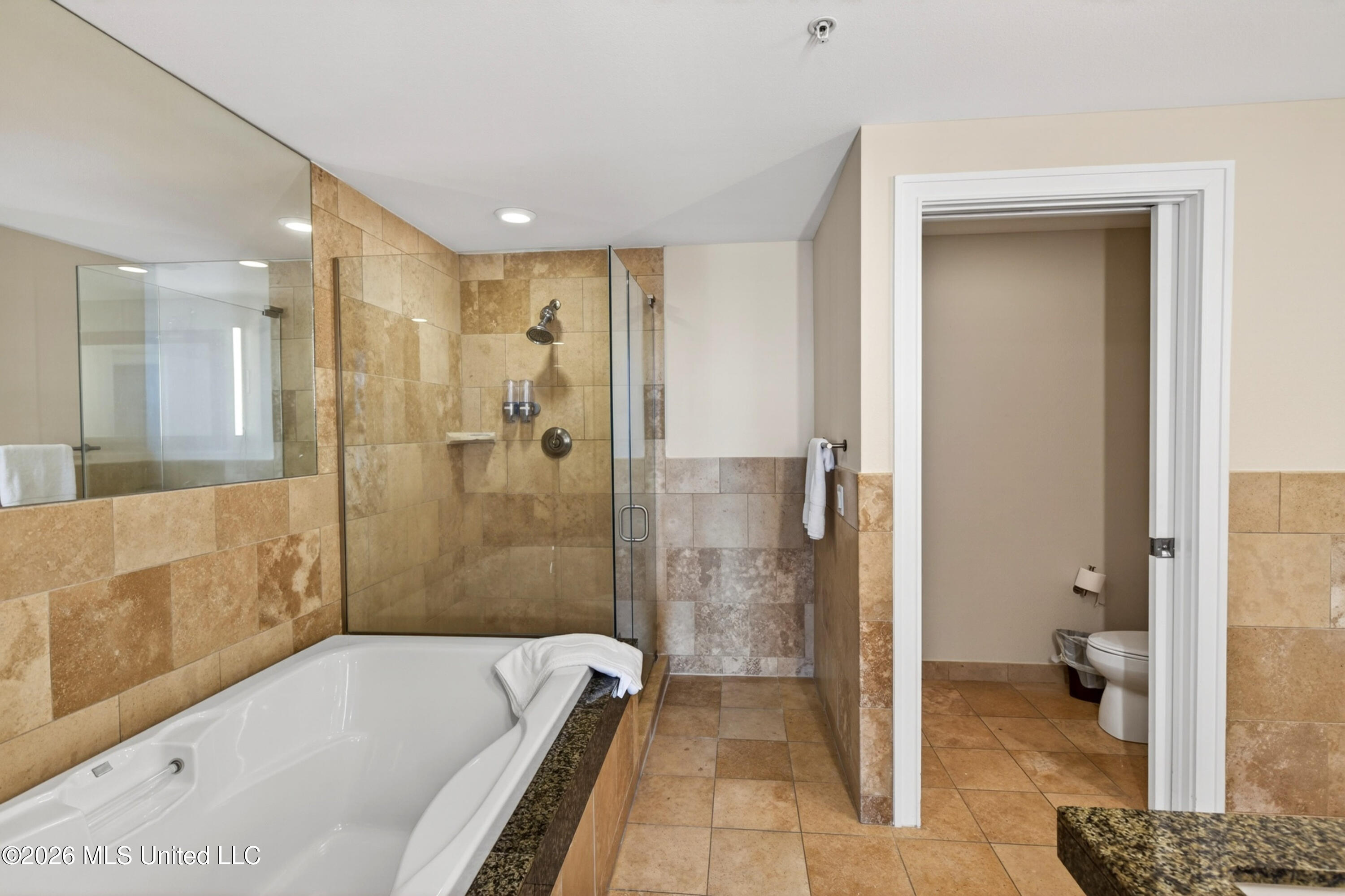 2060 Beach Boulevard Property Photo 22