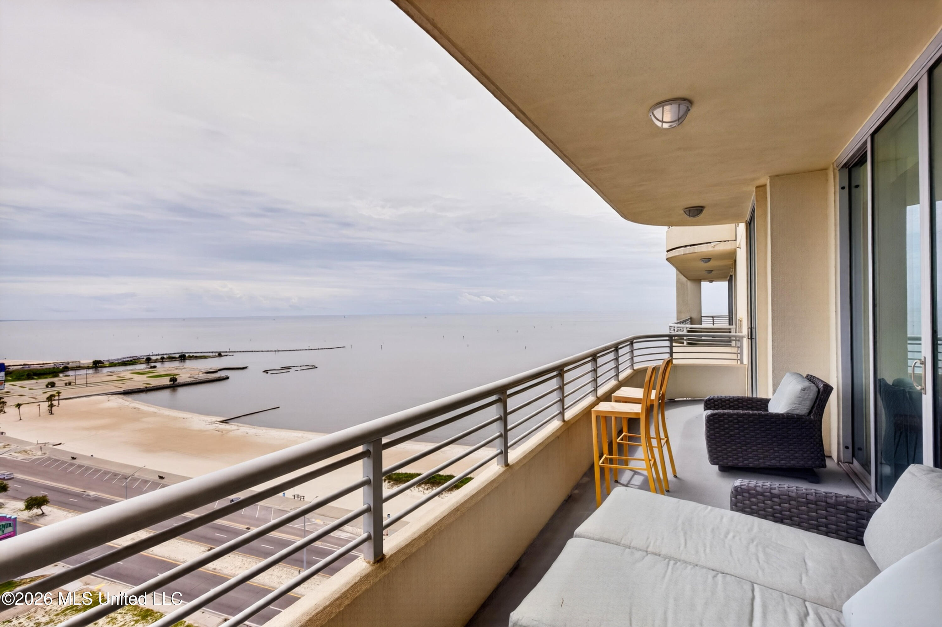 2060 Beach Boulevard Property Photo 36