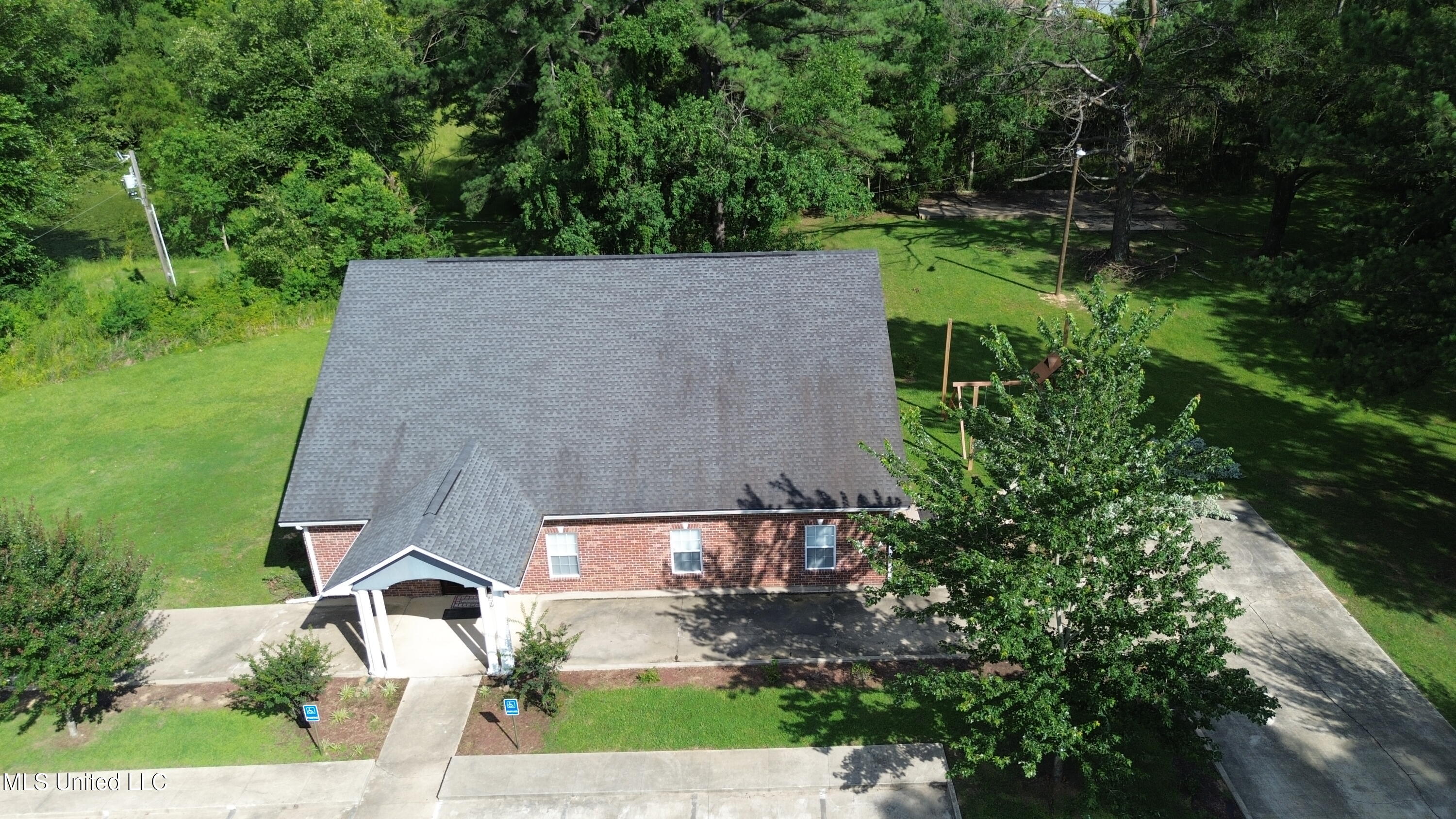 1765 Highway 22 Property Photo 3