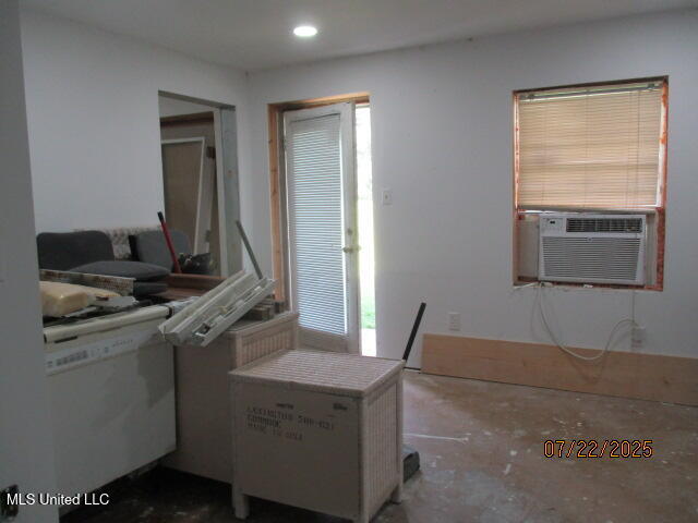 17333 Highway 63 Property Photo 6