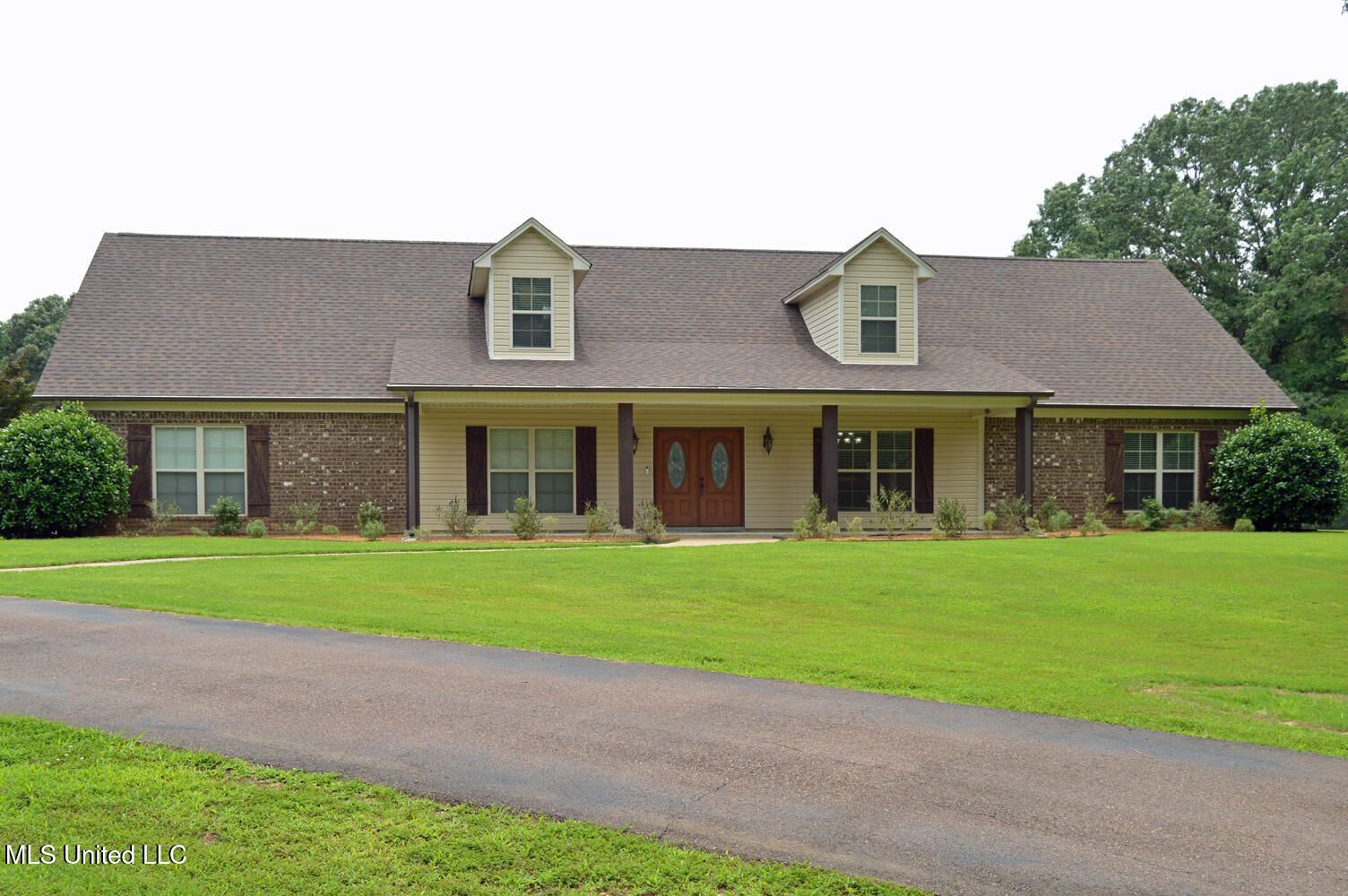 104 Luke Lane Property Photo 1