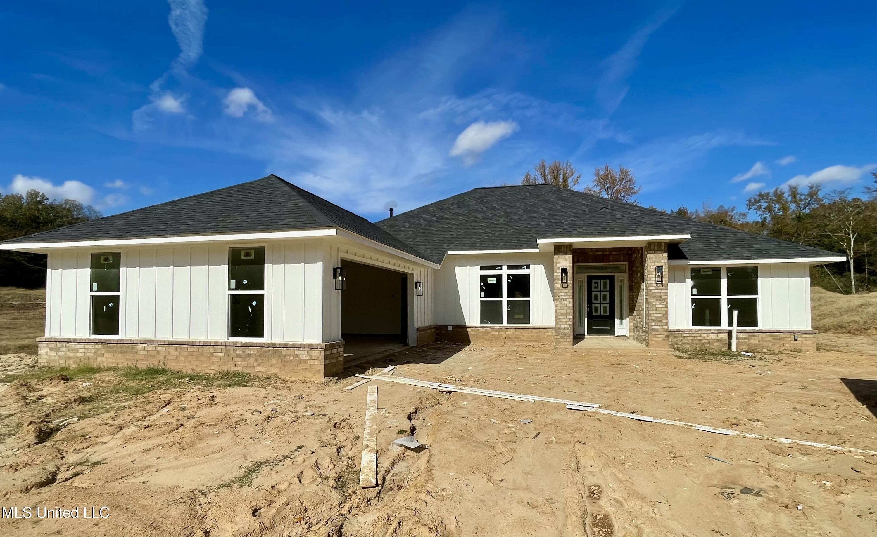 224 Farley Road Property Photo 1