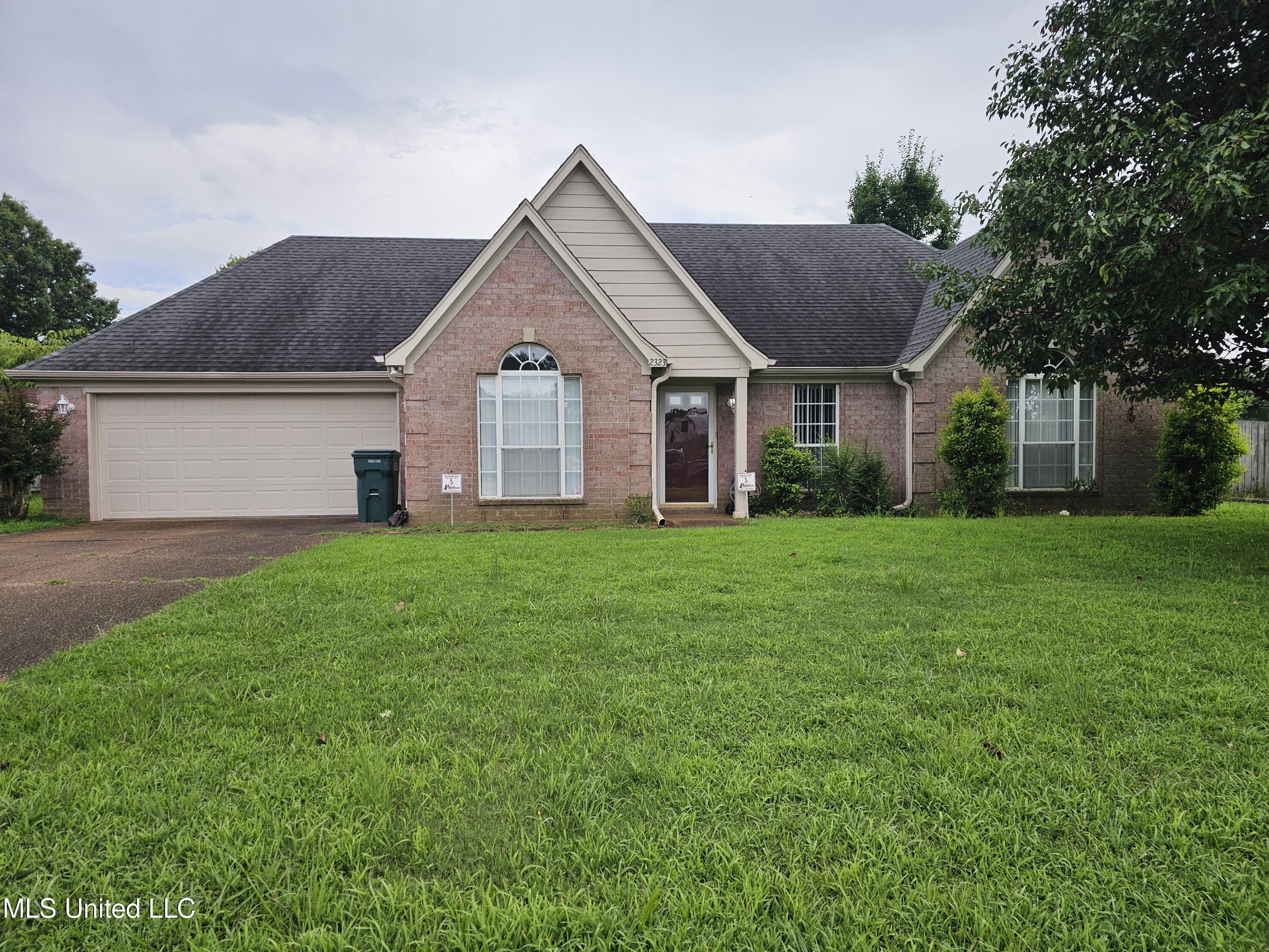 2323 Kindlewood Drive Property Photo 1