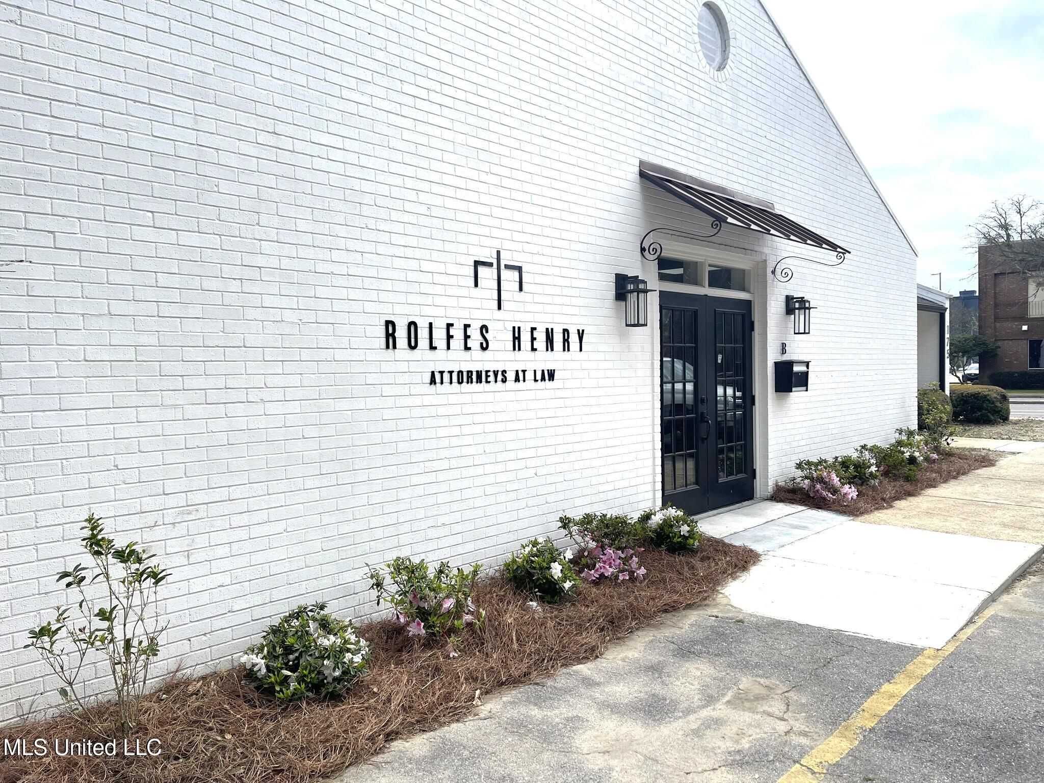 175 Main Street Property Photo 3