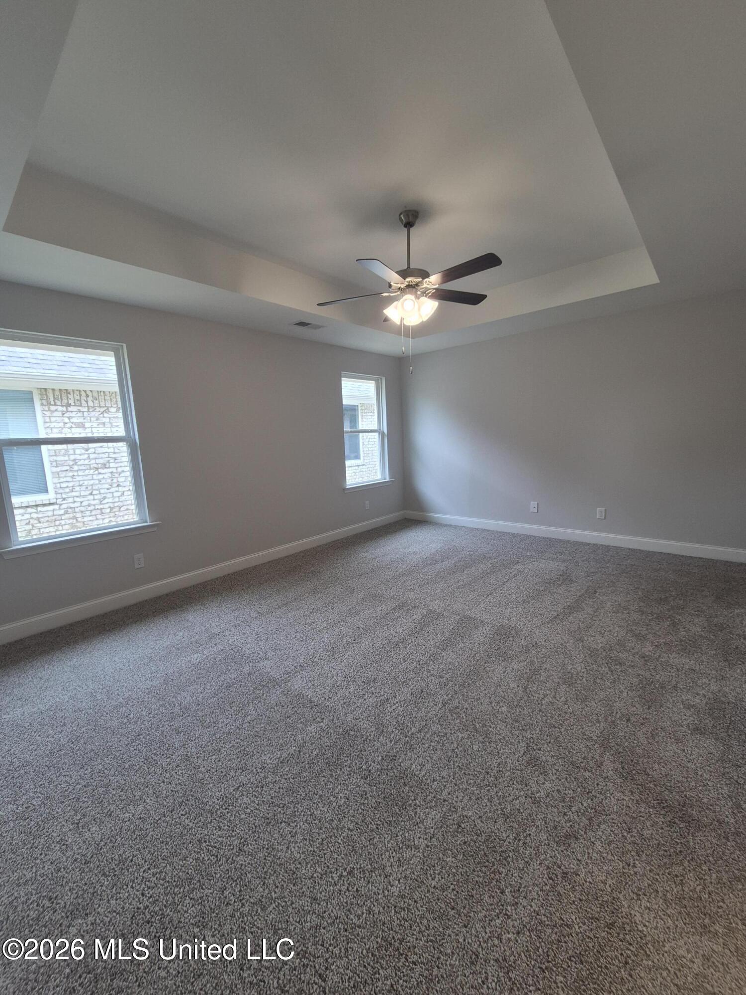 7899 Gardendale Drive Property Photo 6