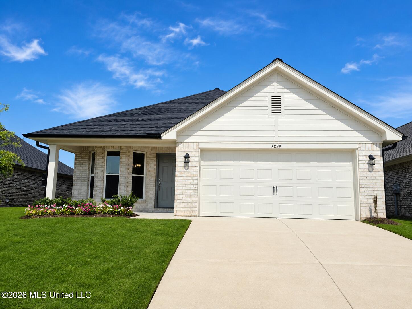 7899 Gardendale Drive Property Photo 13