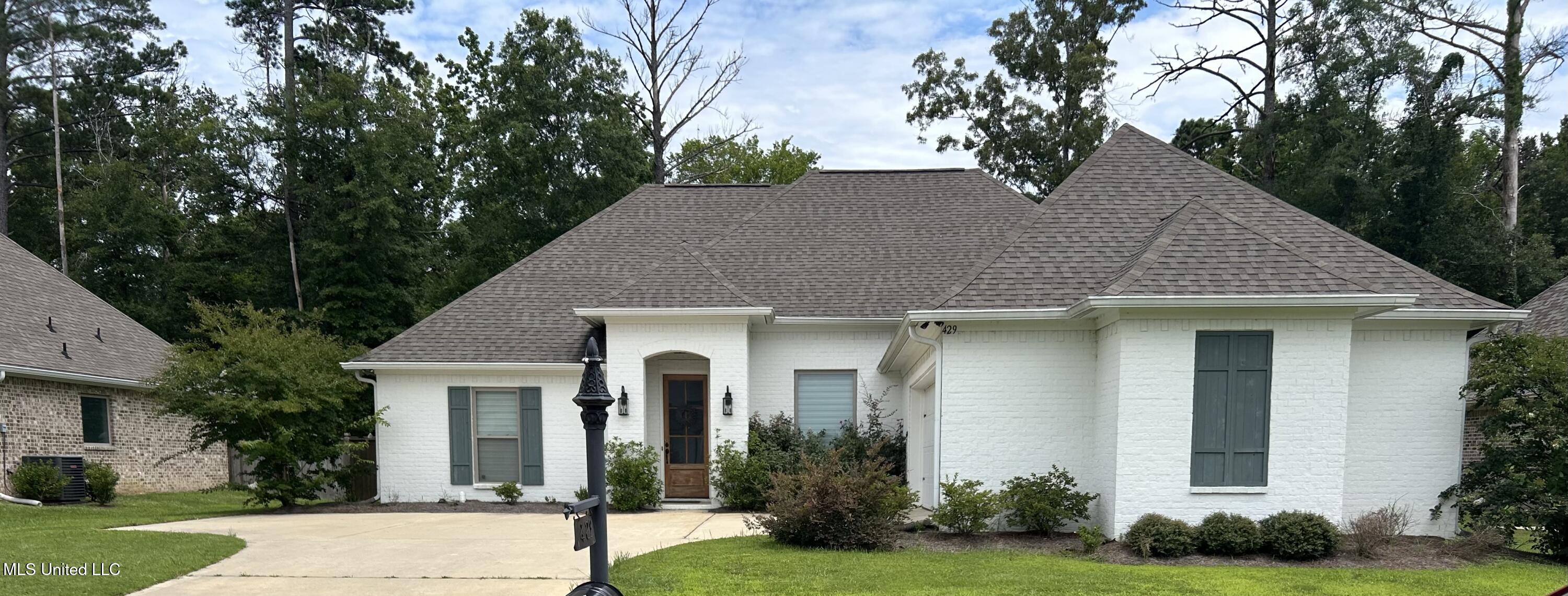 429 Brazos Drive Property Photo 1