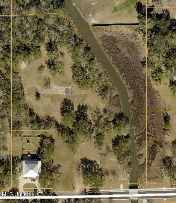 Washington Avenue Property Photo 2