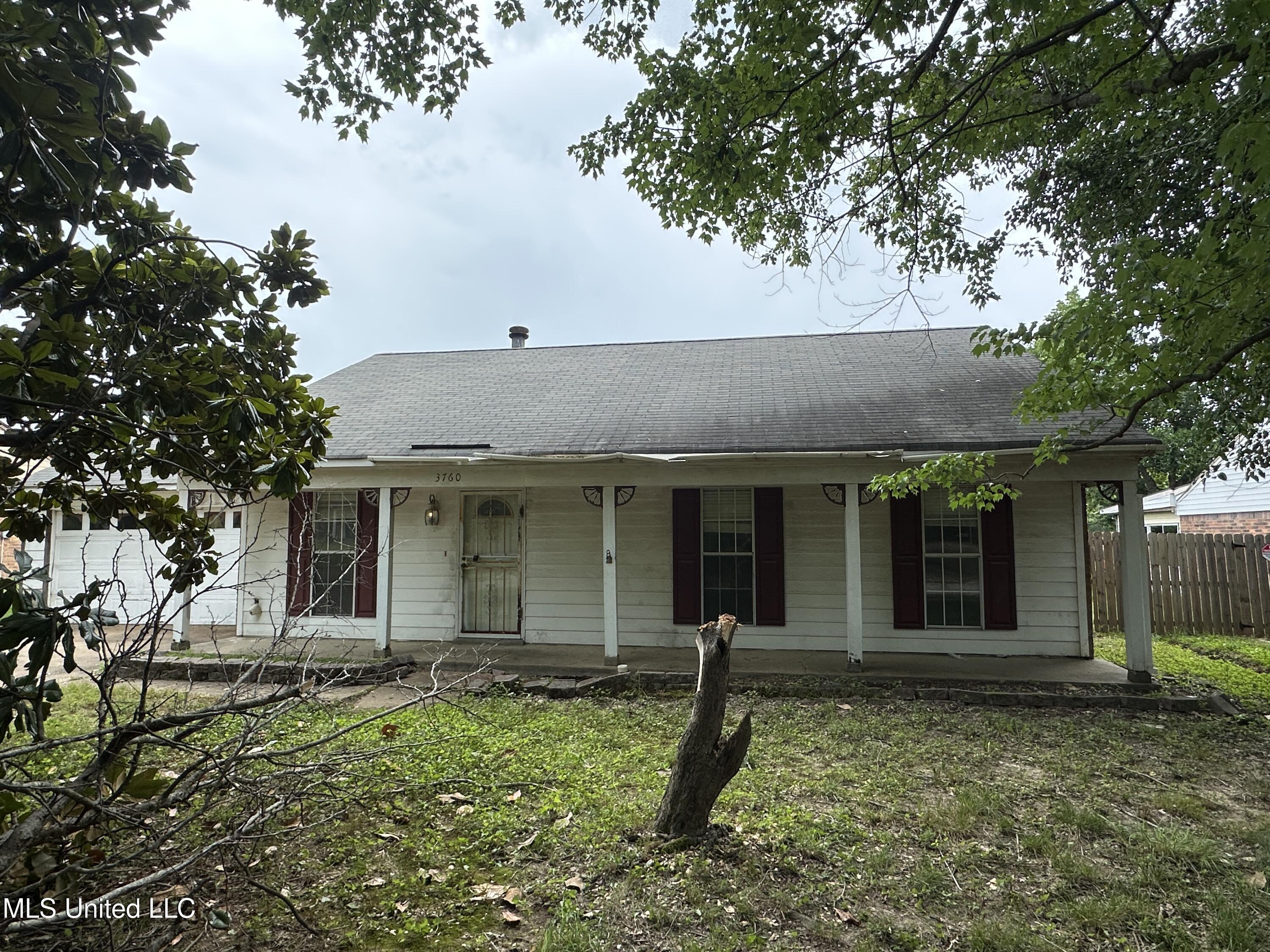 3760 Ivanhoe Drive Property Photo 1