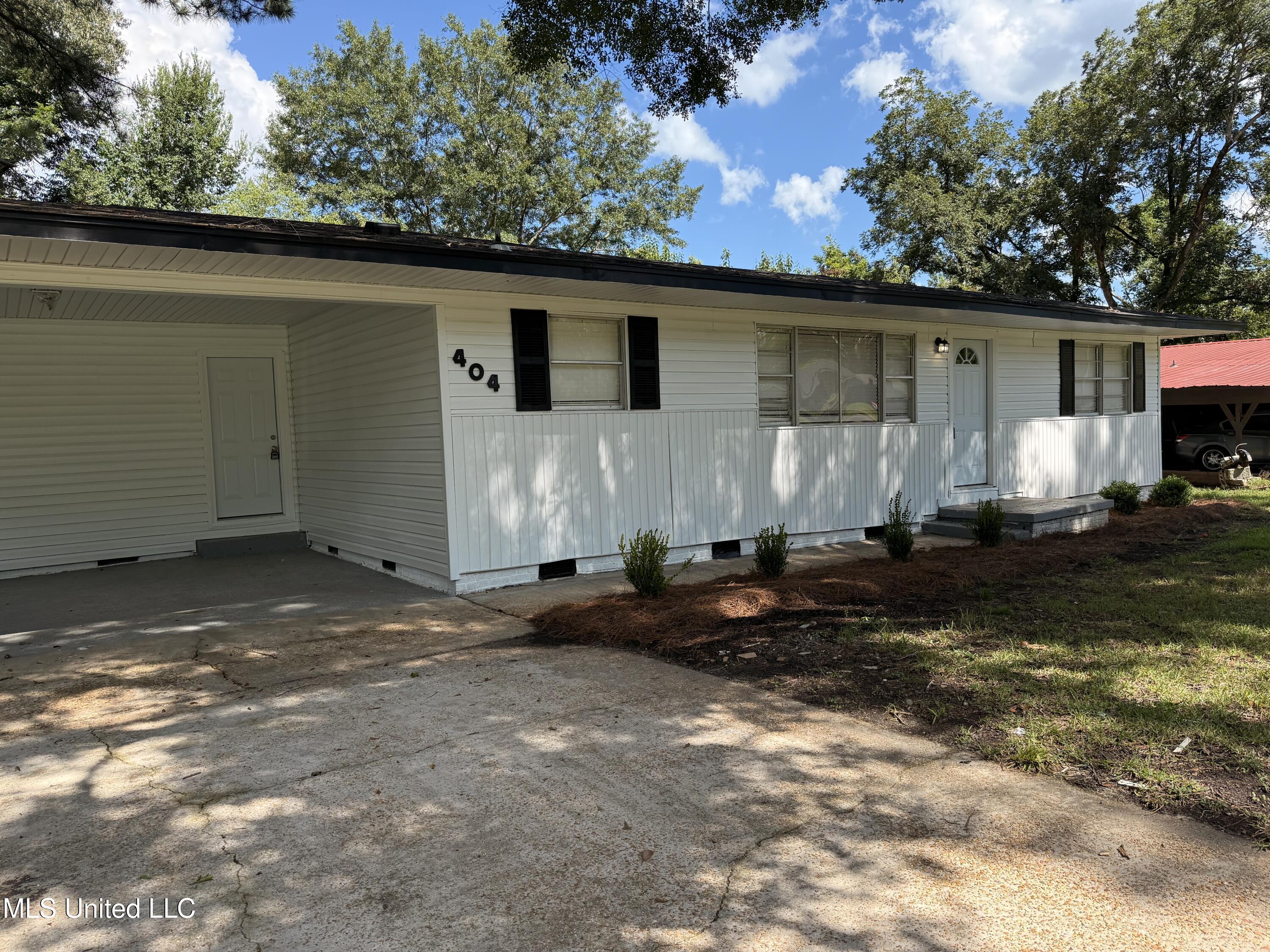 404 Mcdowell Park Circle