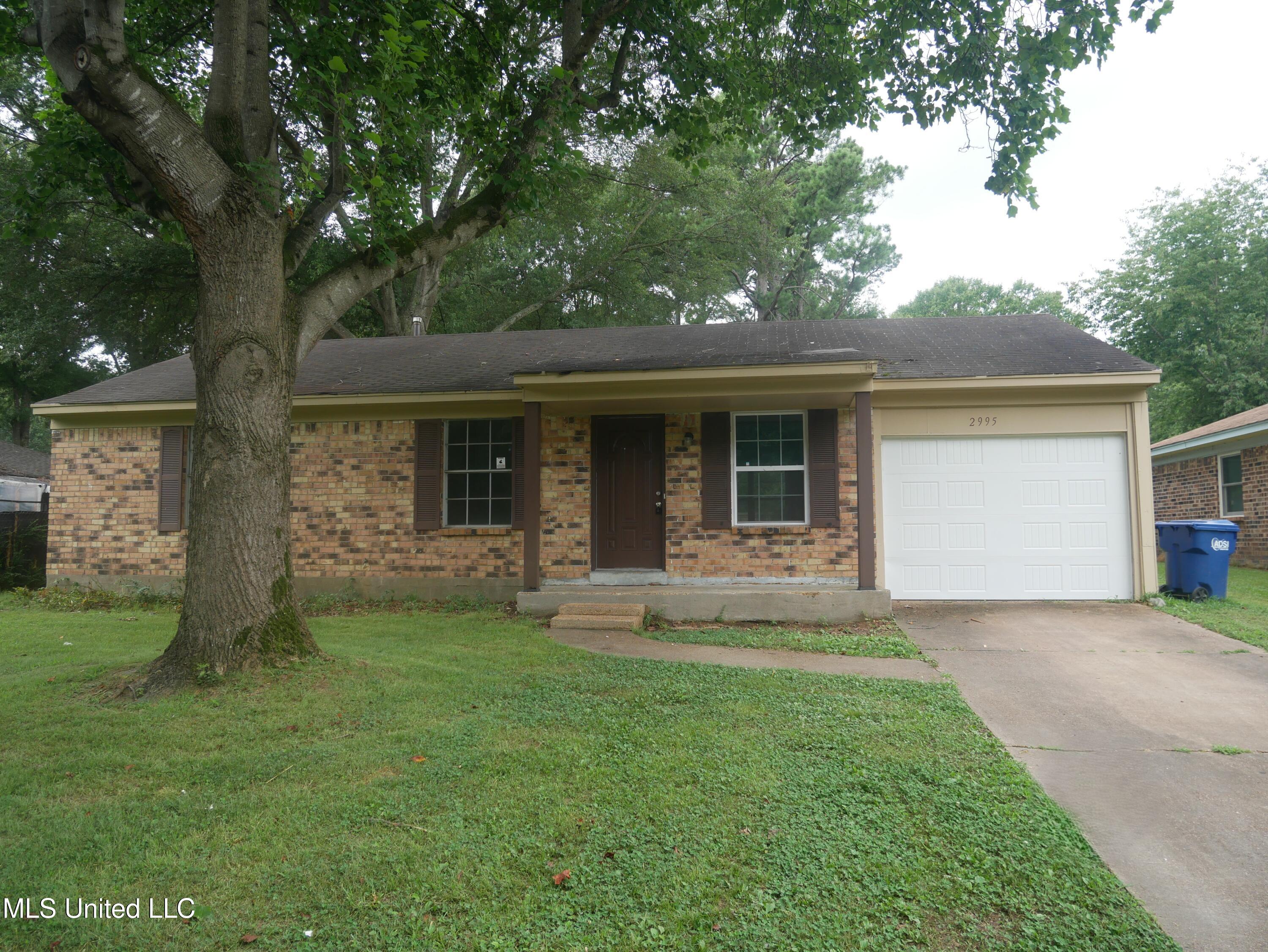 2995 Meadowbrook Drive Property Photo 1