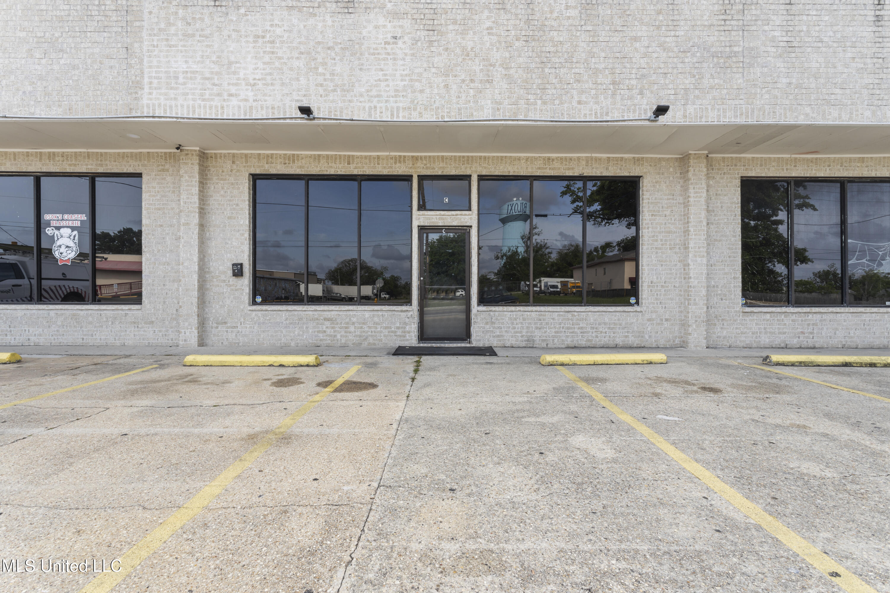 281 Oak Street Property Photo 15