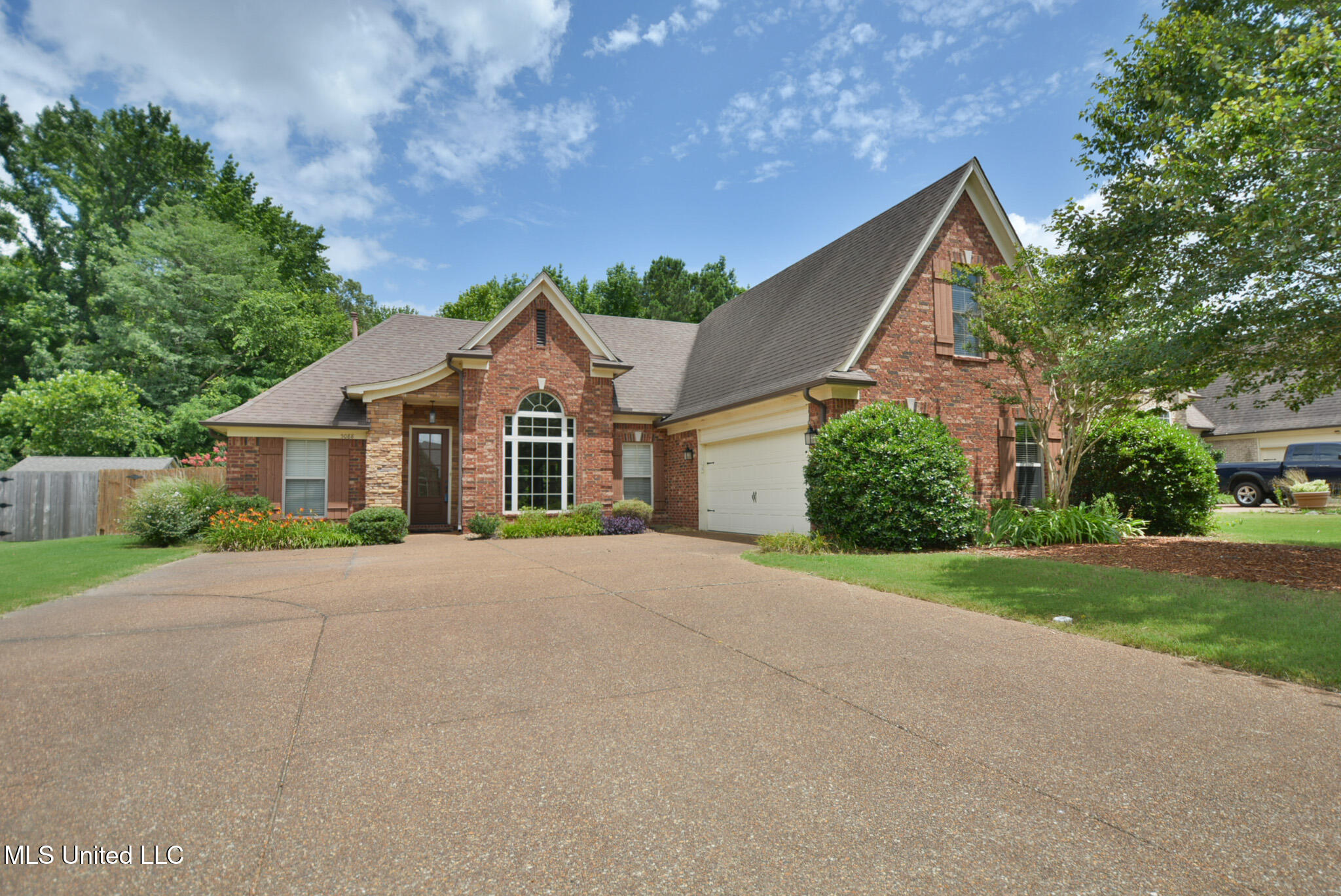 5088 Garner Lane Property Photo 1