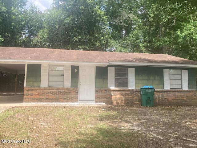 218 Kimberly Drive Property Photo 1