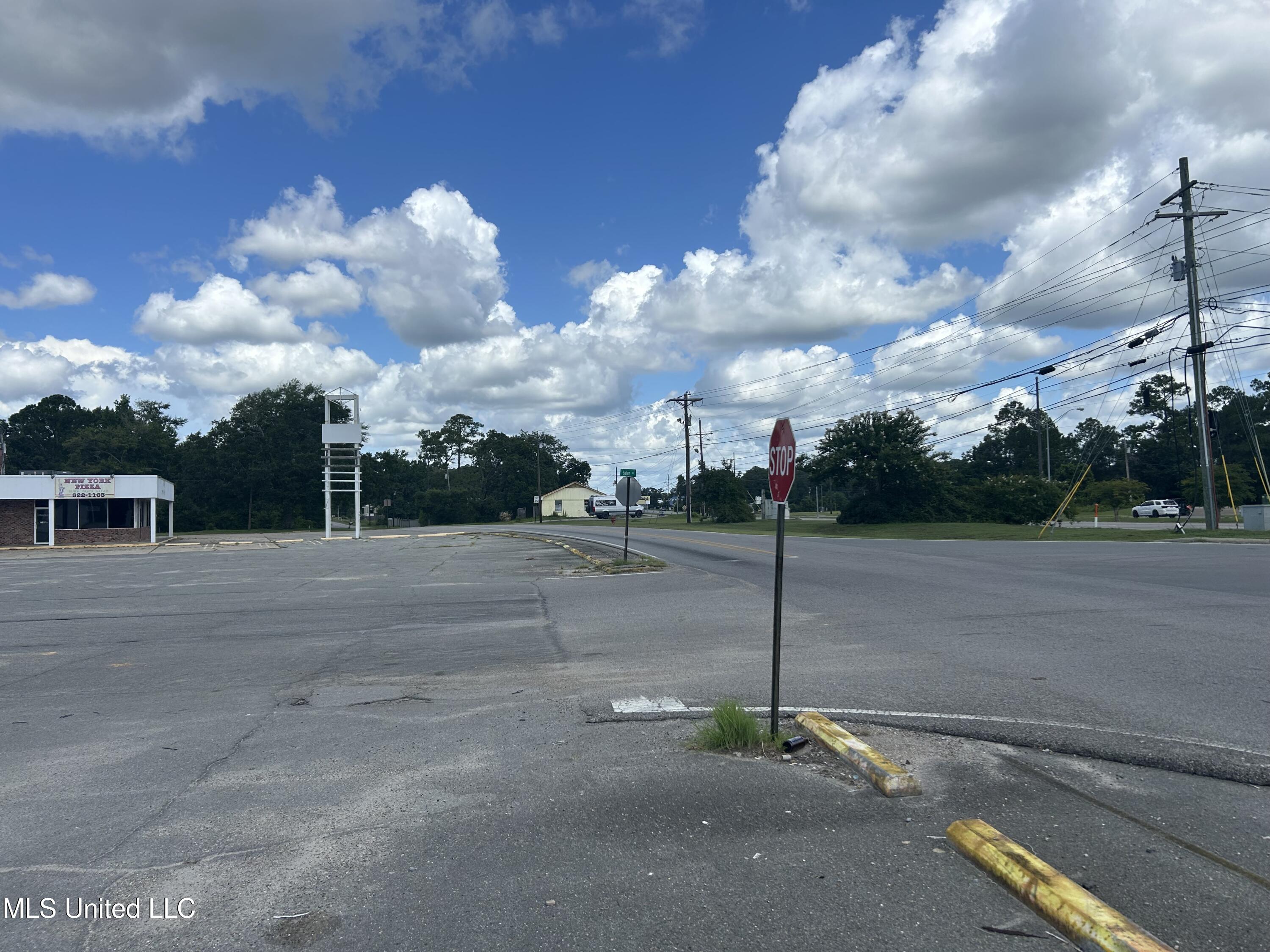 1441 Highway 90 Property Photo 6
