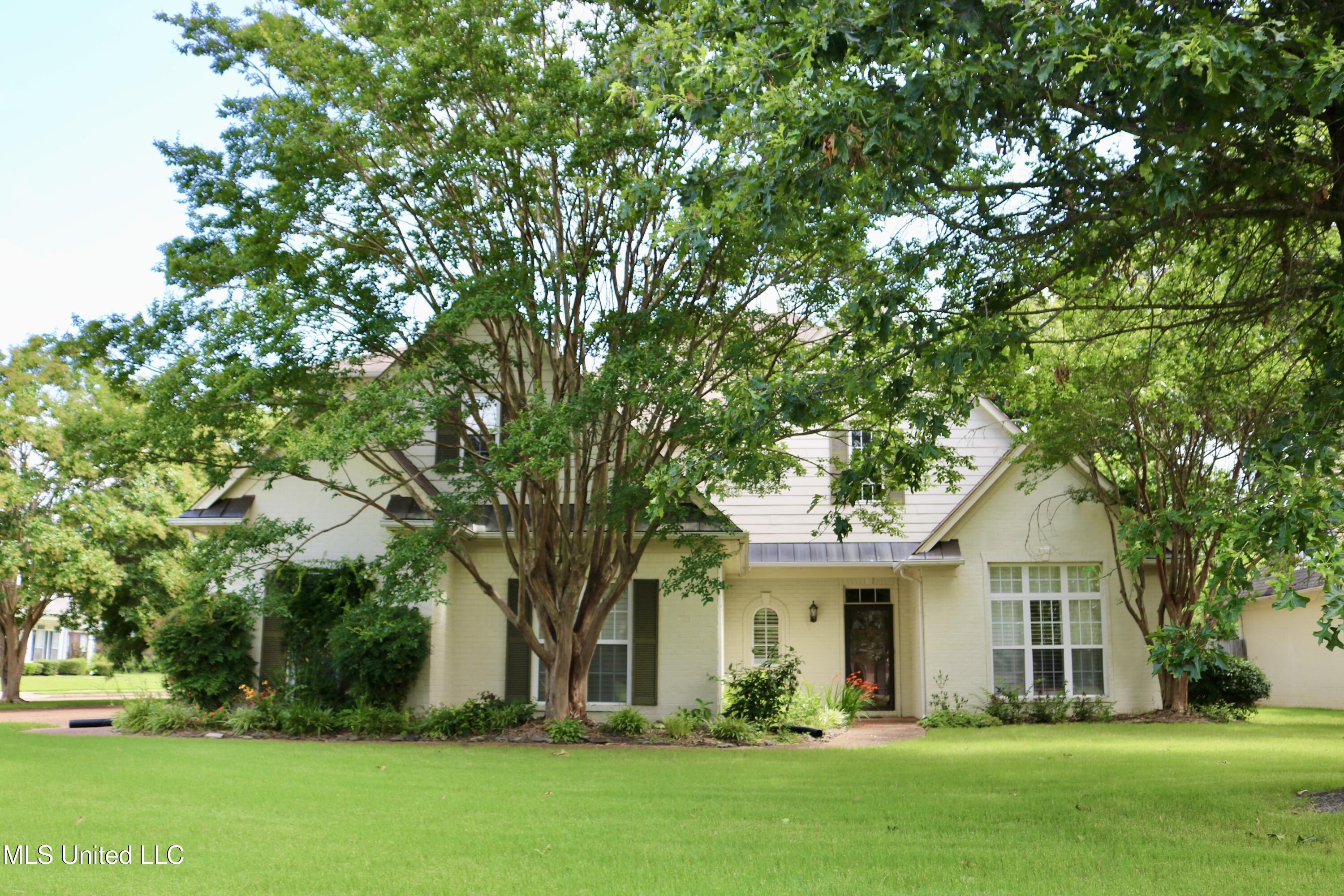 860 Cedar Grove Parkway Property Photo 1