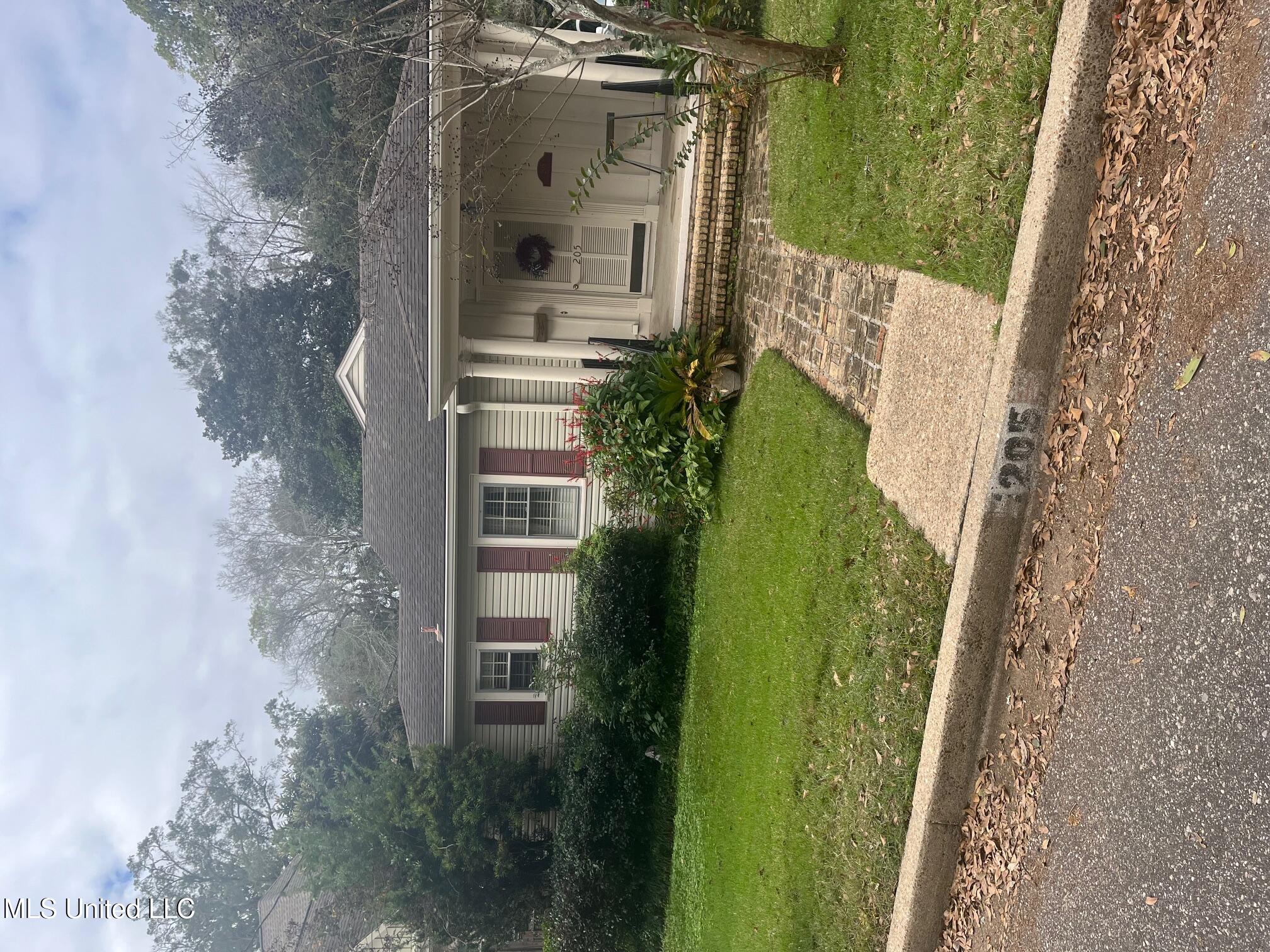 205 N Wacker Lane