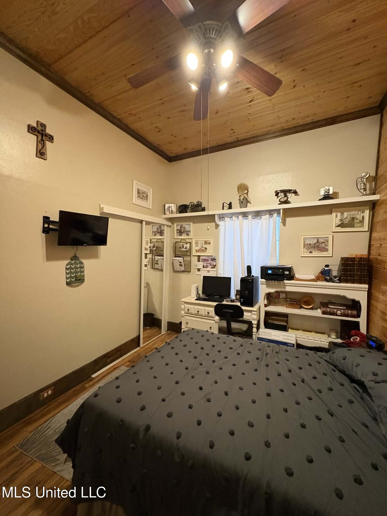 1204 Porter Avenue Property Photo 24