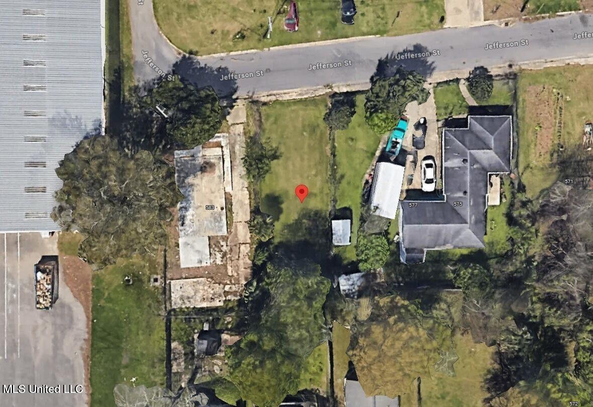 532 Jefferson Street Property Photo 2