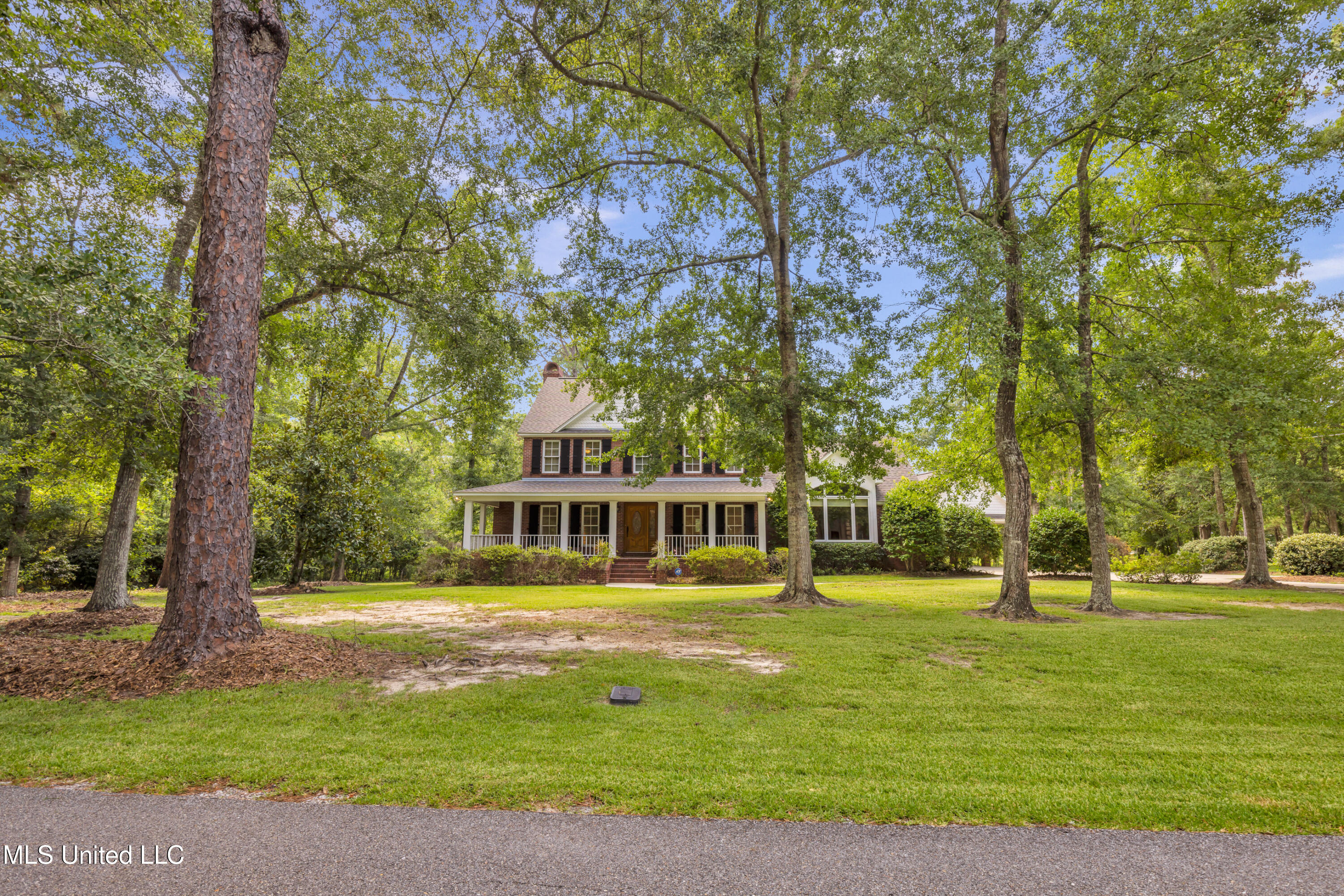 6022 Monticilla Circle Property Photo 2