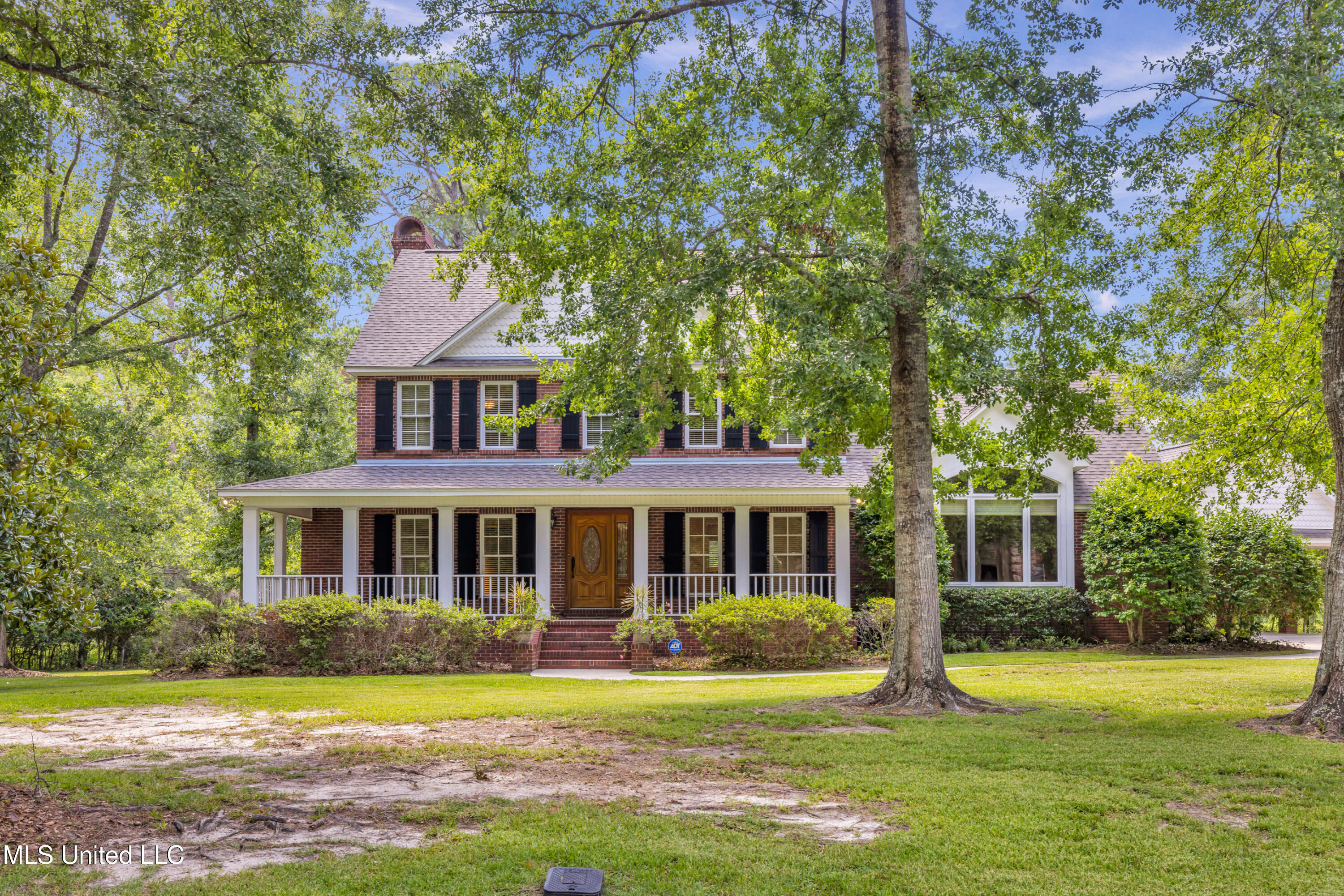 6022 Monticilla Circle Property Photo 3