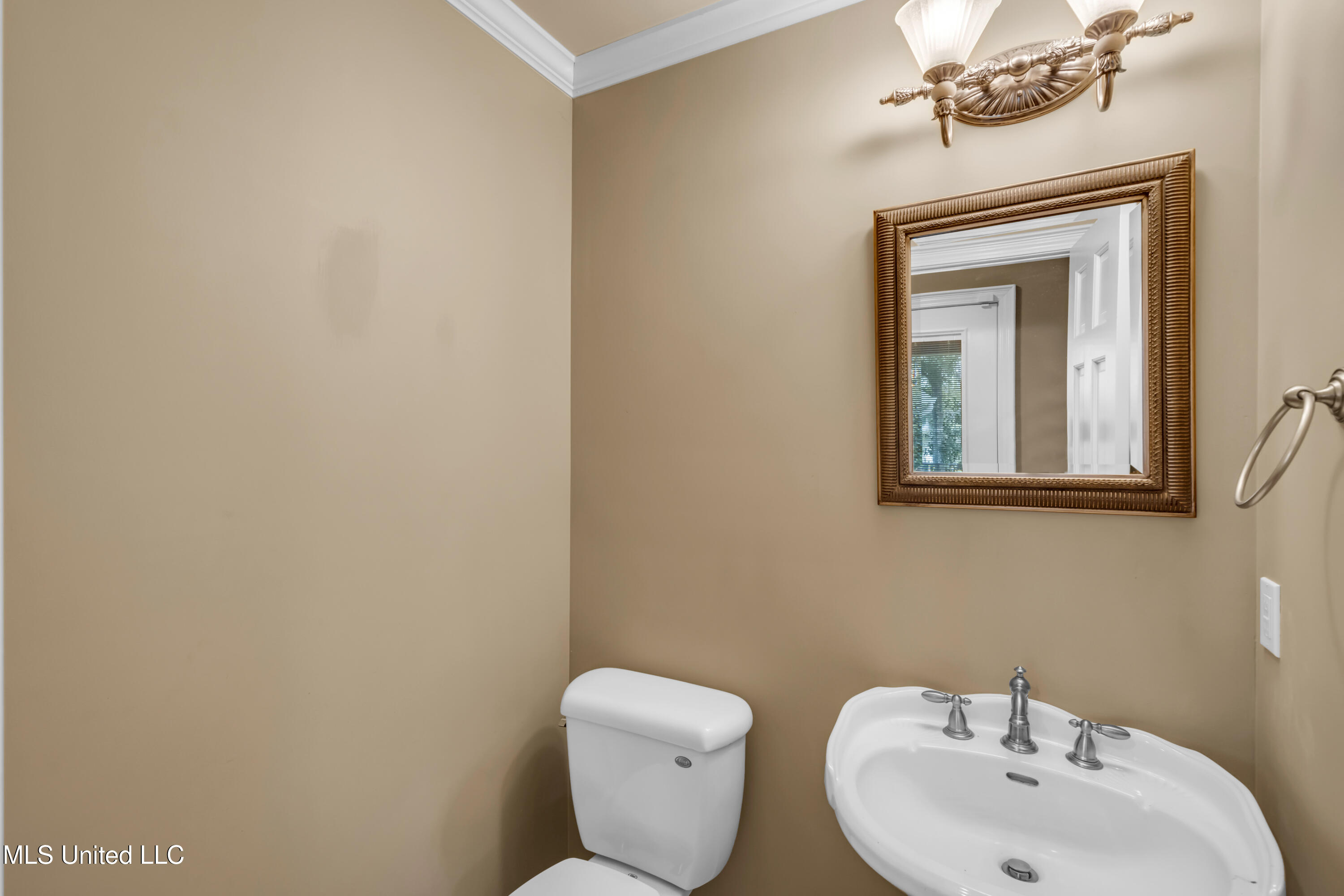 6022 Monticilla Circle Property Photo 28