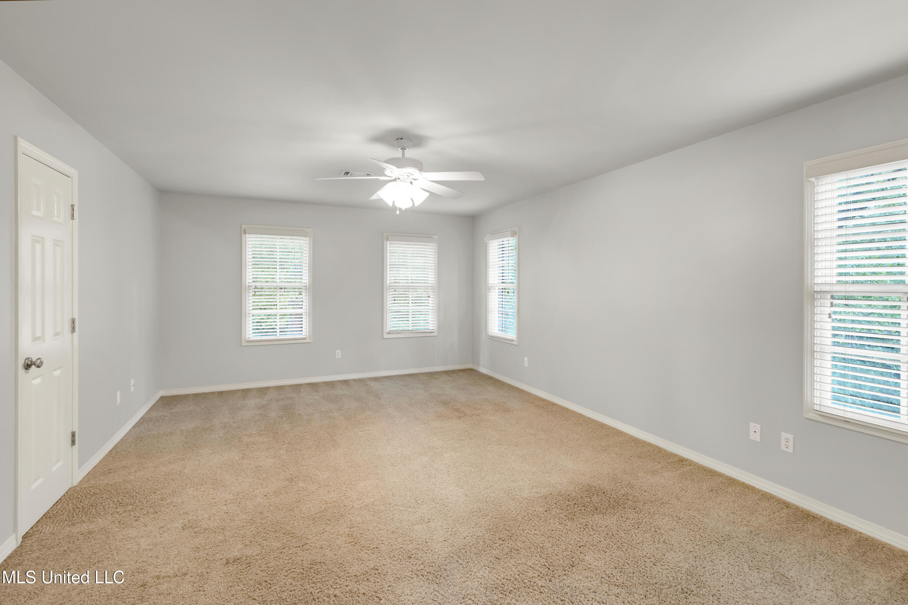 6022 Monticilla Circle Property Photo 35