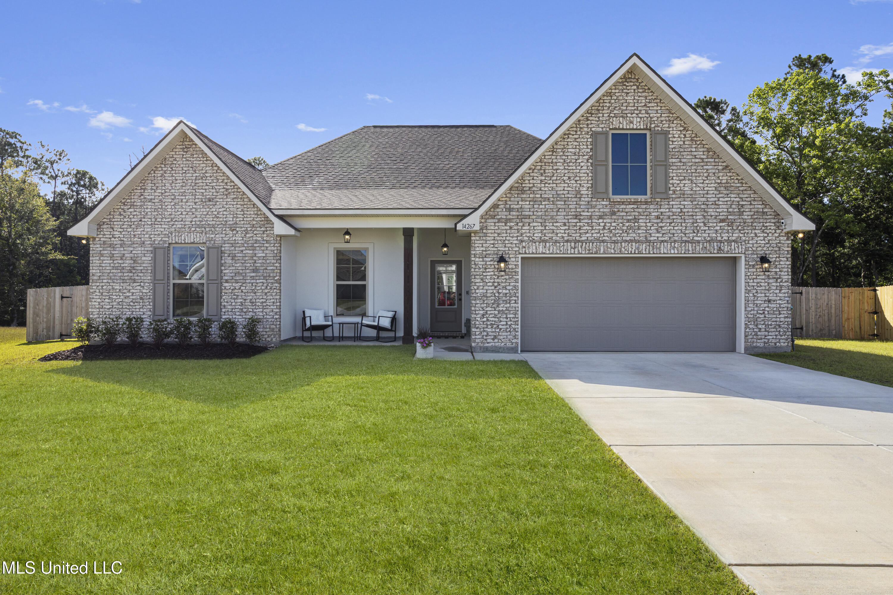 14267 Swan Ridge Circle Property Photo 1