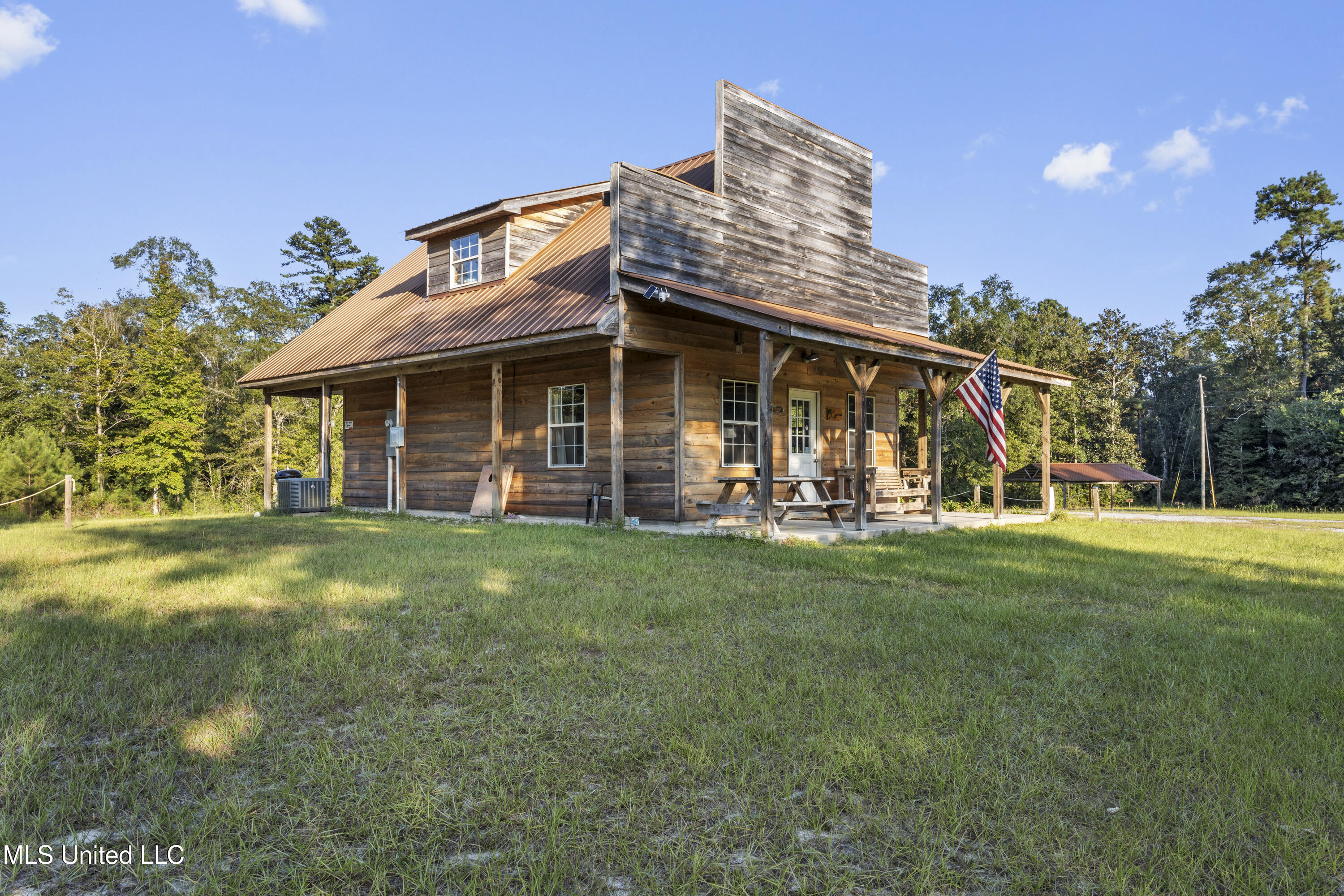 5106 Vestry Road Property Photo 2