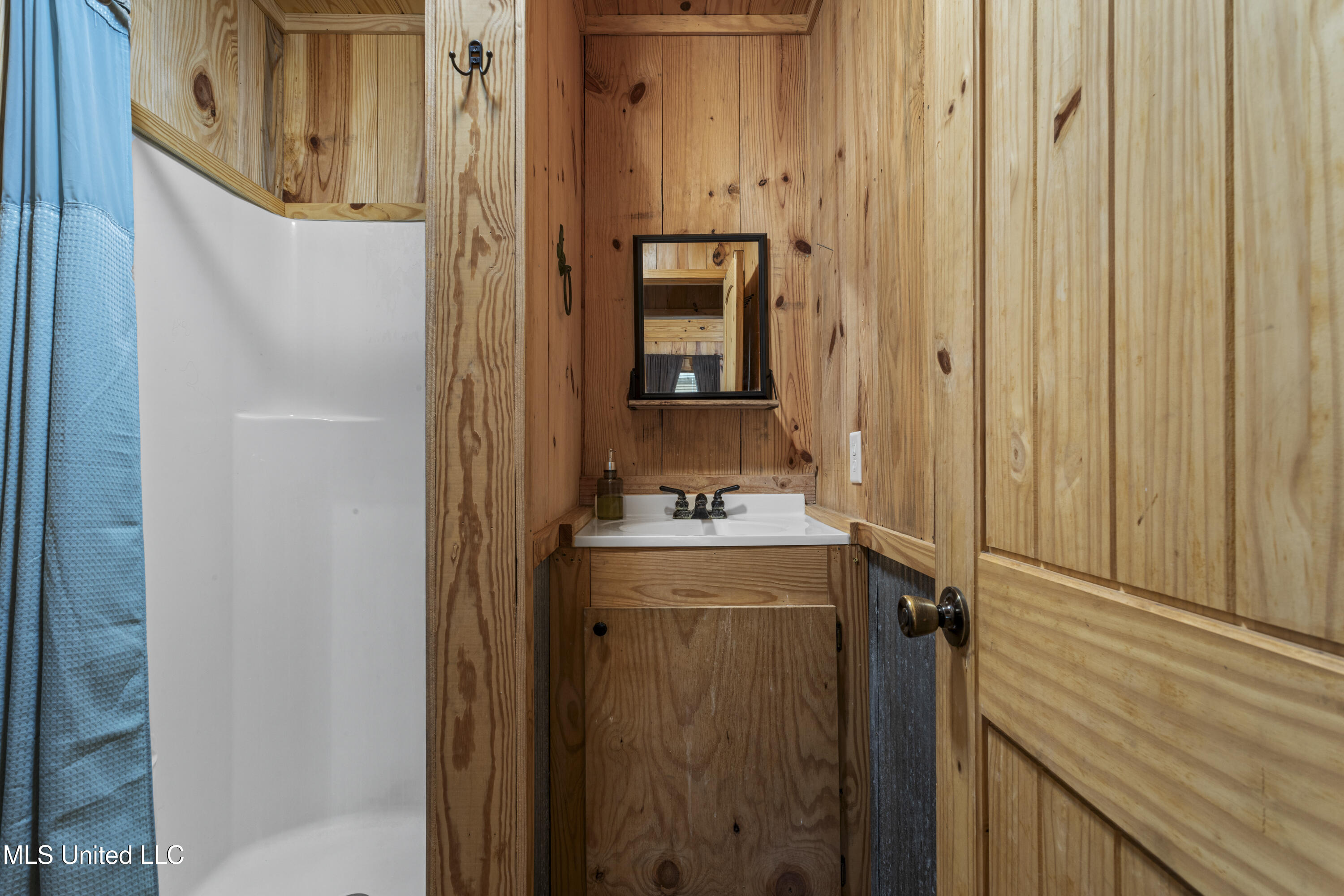 5106 Vestry Road Property Photo 22