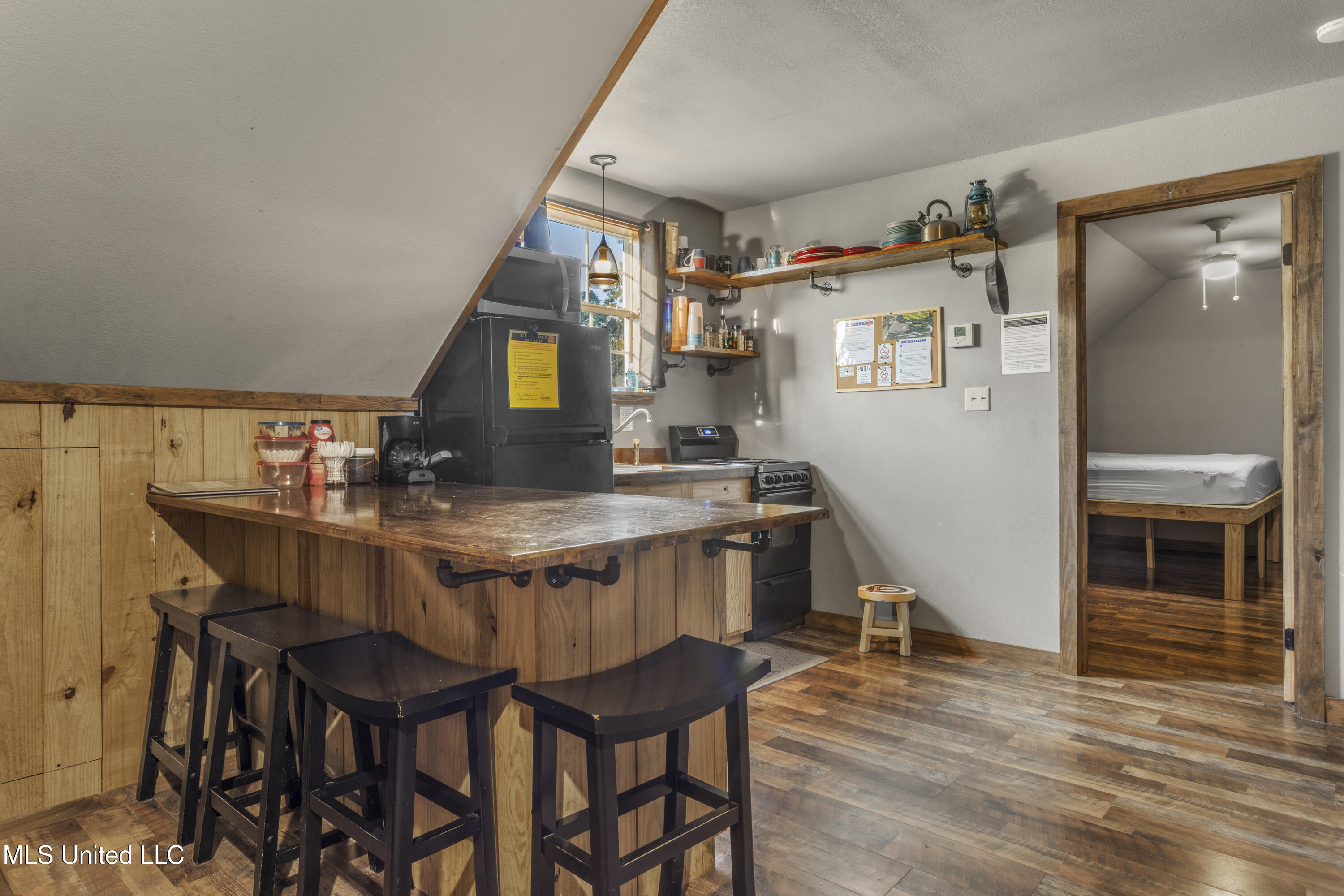 5106 Vestry Road Property Photo 58