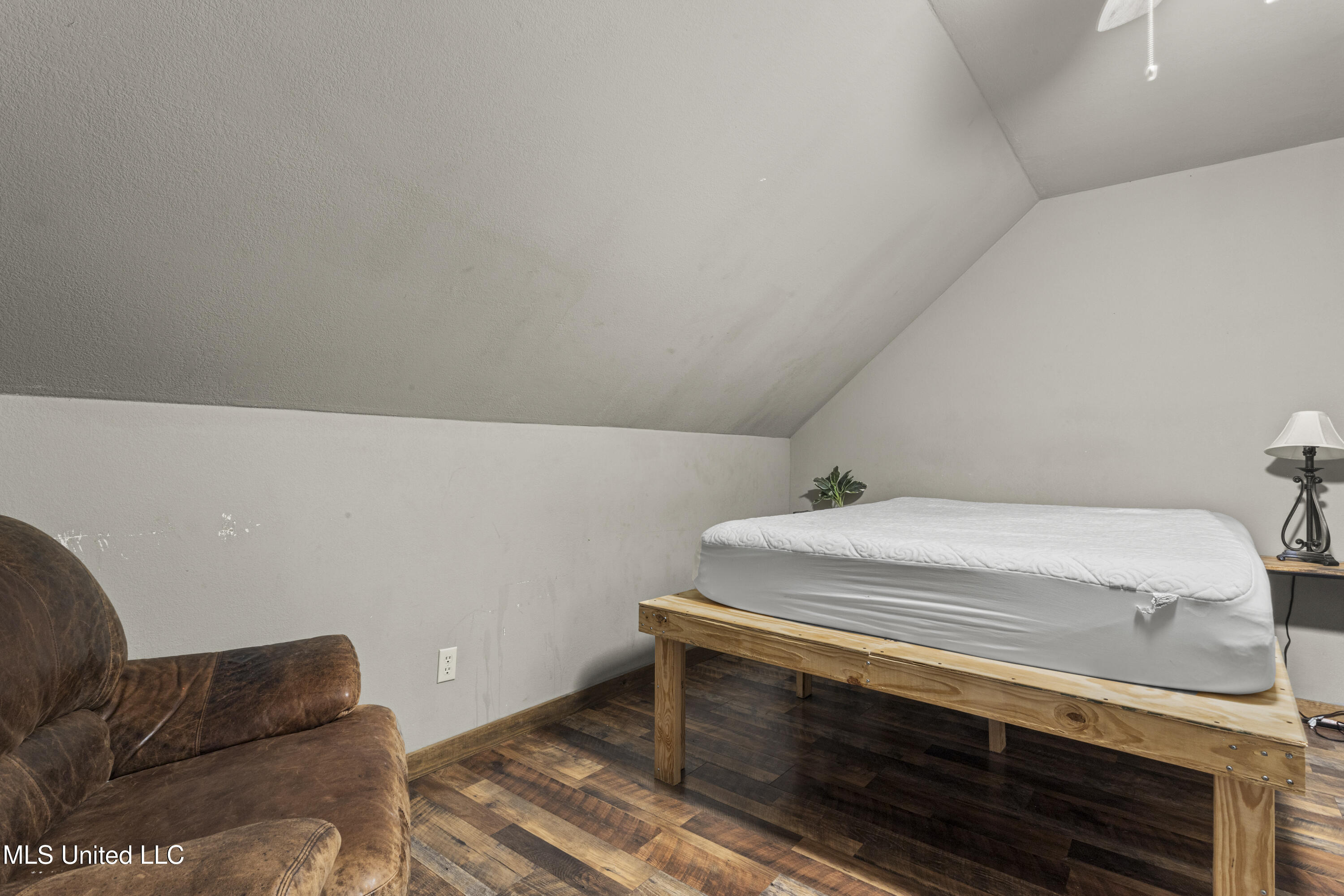5106 Vestry Road Property Photo 61