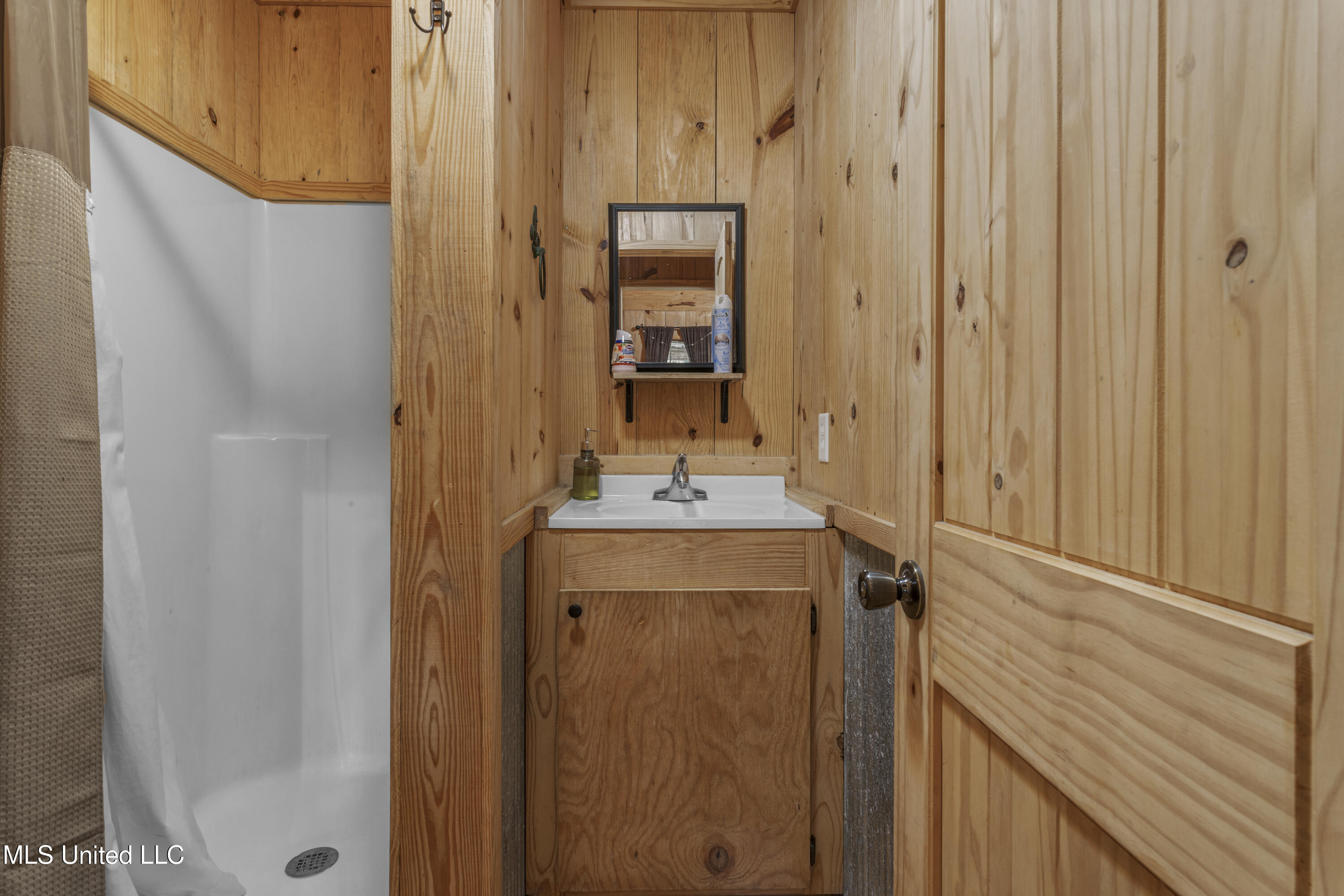 5106 Vestry Road Property Photo 76