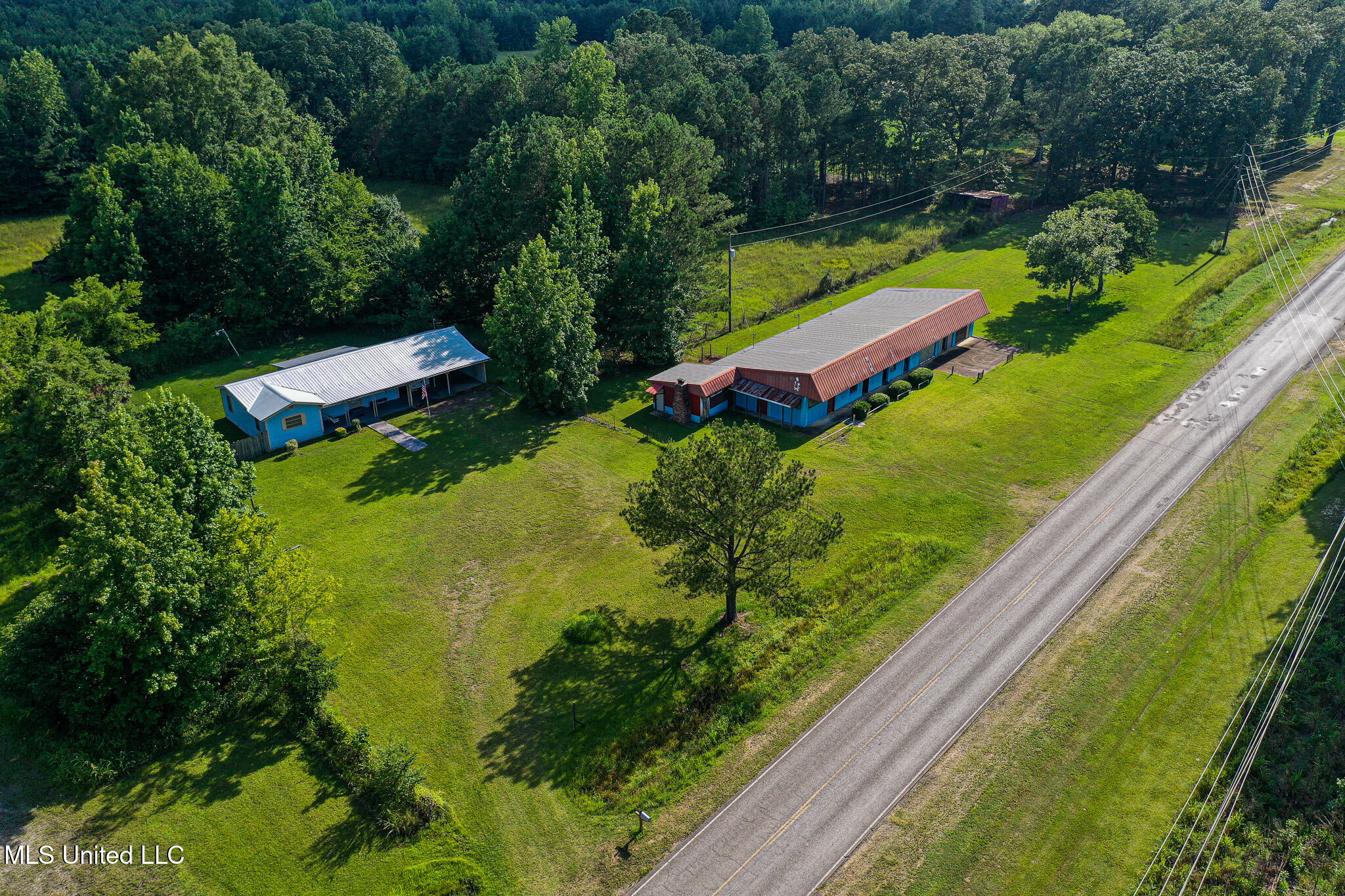 3655 Brand Una Rd