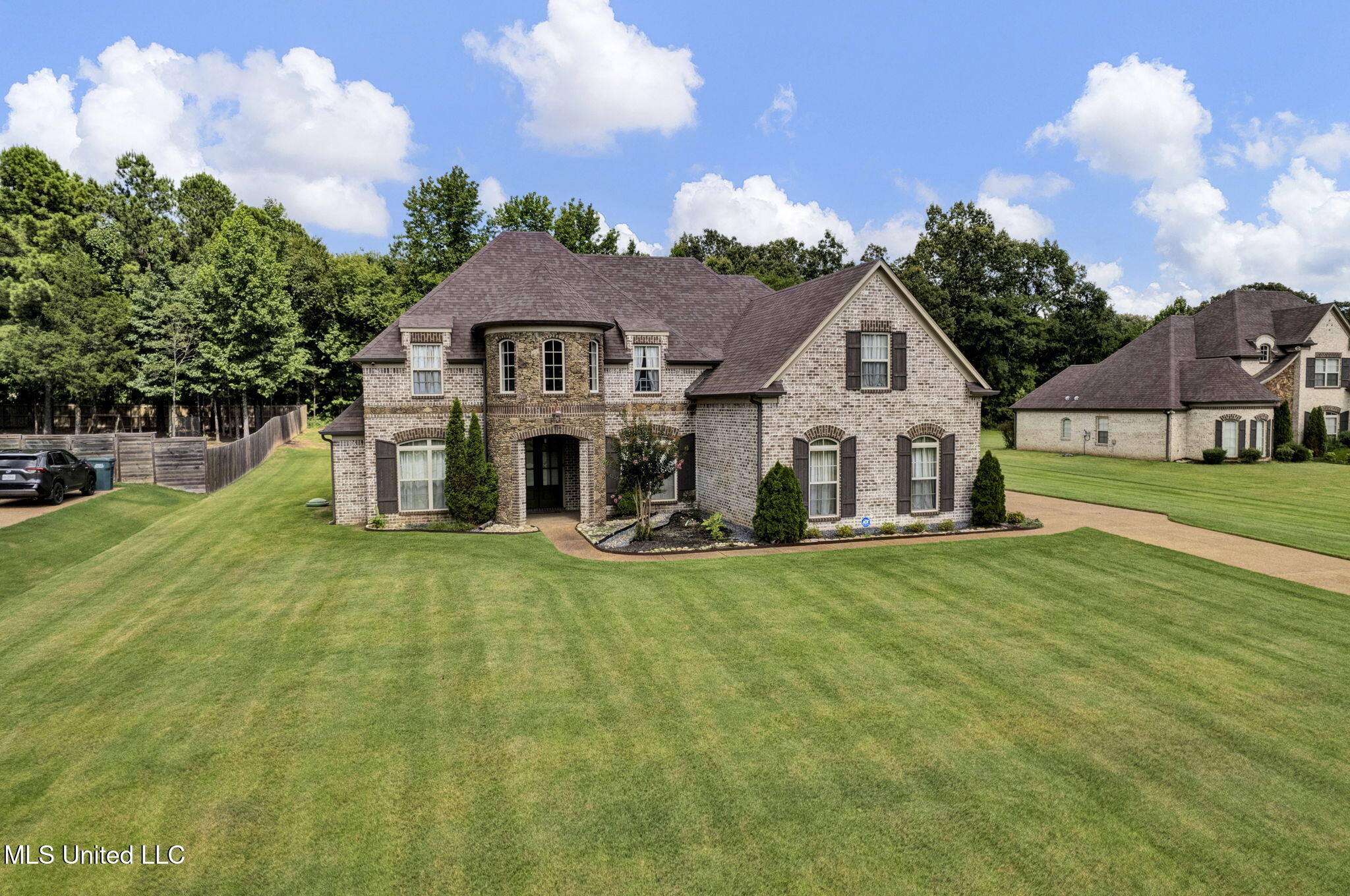 4410 Gray Estates Drive Property Photo 1