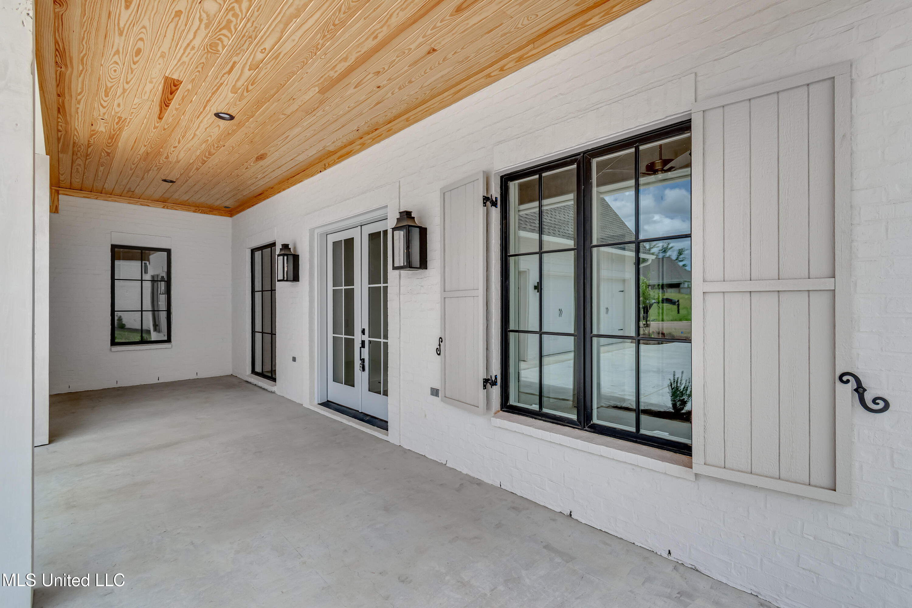 468 Whittington Circle Property Photo 4