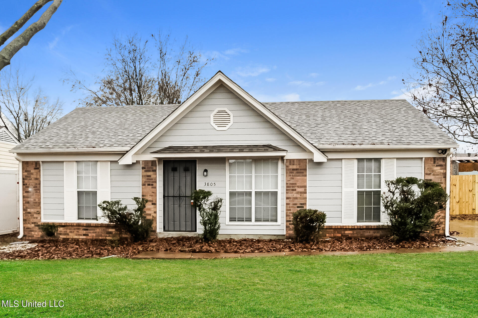 3805 Ivanhoe Drive Property Photo 1