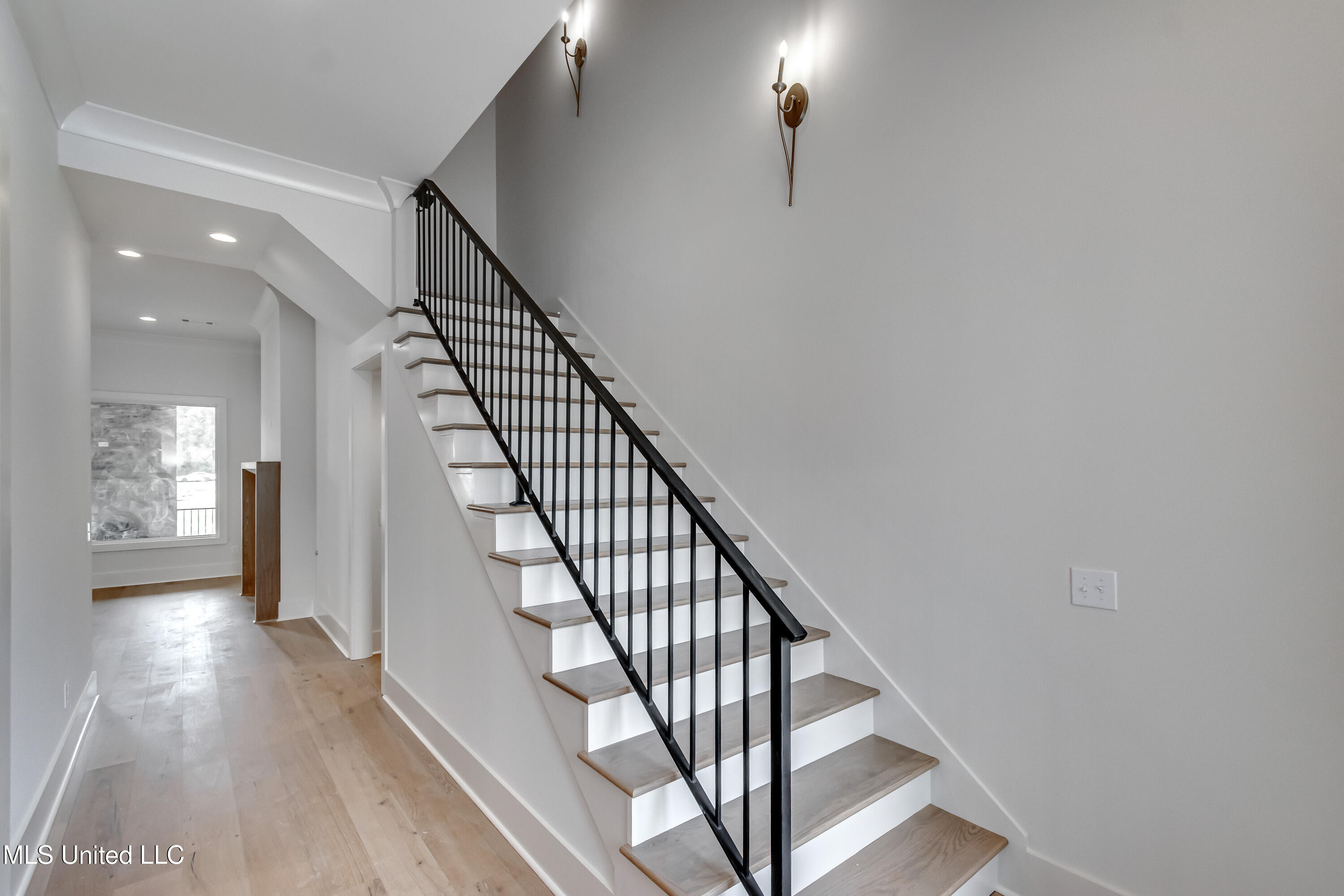 466 Whittington Circle Property Photo 8