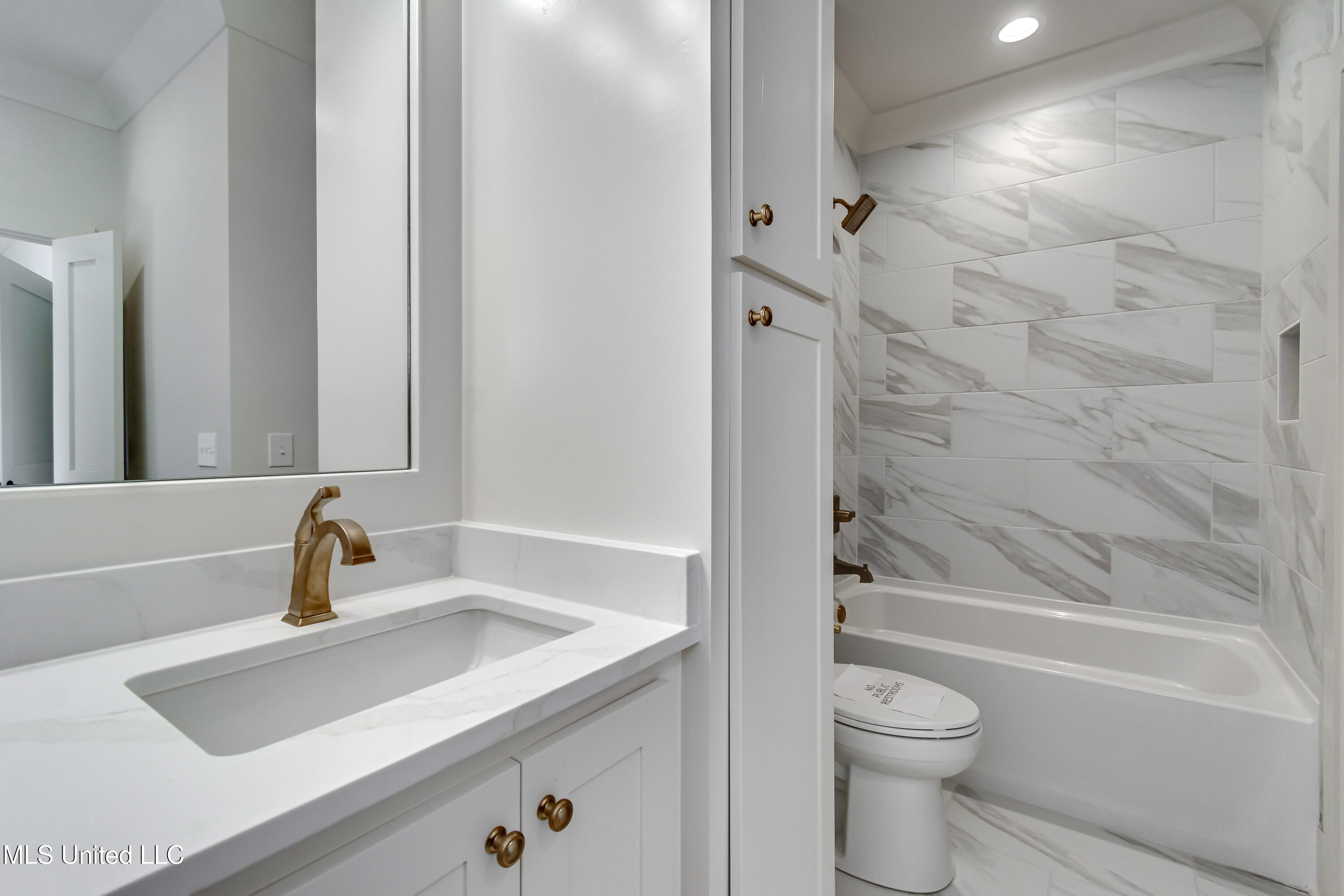 466 Whittington Circle Property Photo 48