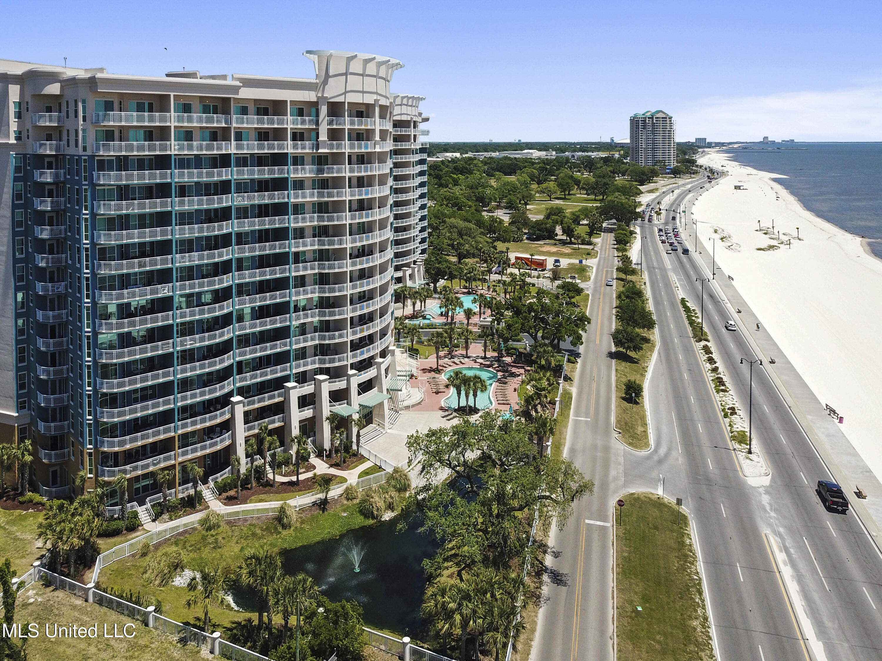 2230 Beach Drive Property Photo 1