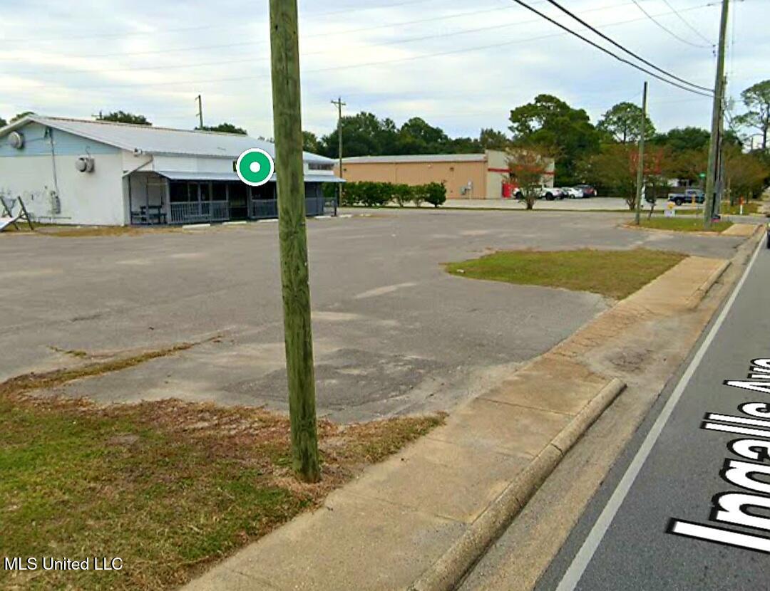 3011 Ingalls Avenue Property Photo 2