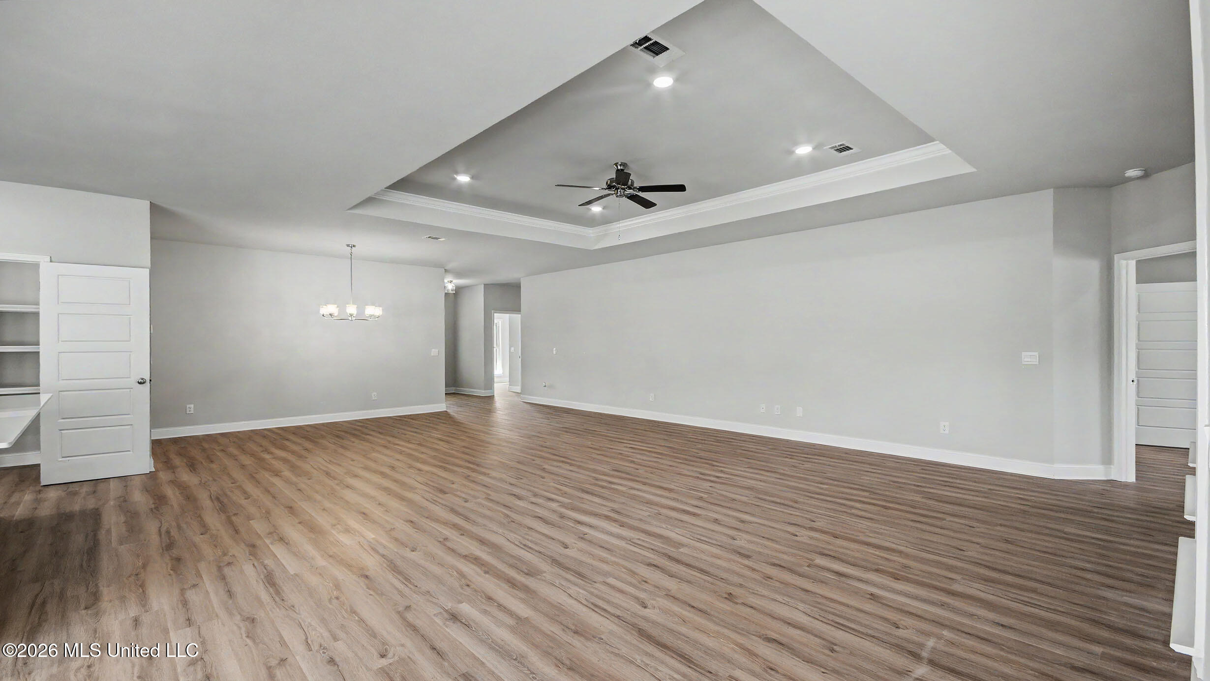 109 Saratoga Springs Avenue Property Photo 6