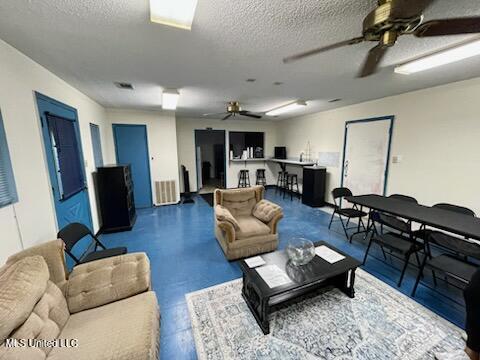 4019 Second Street Property Photo 9