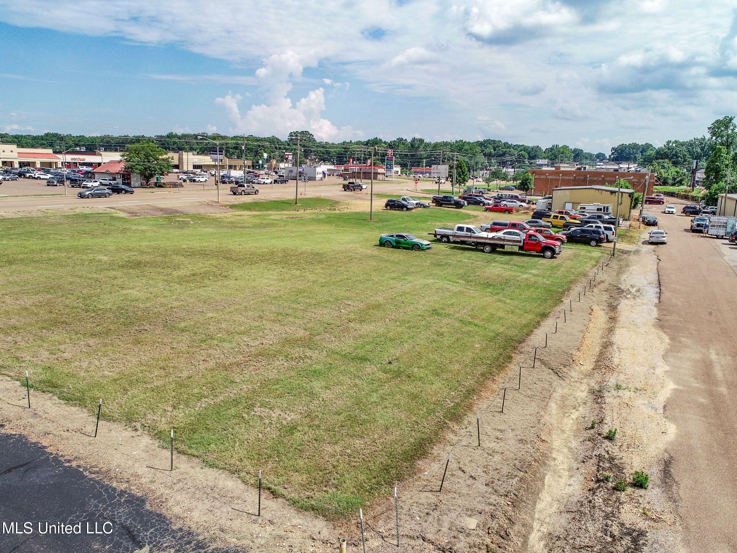 143 51 Property Photo 14